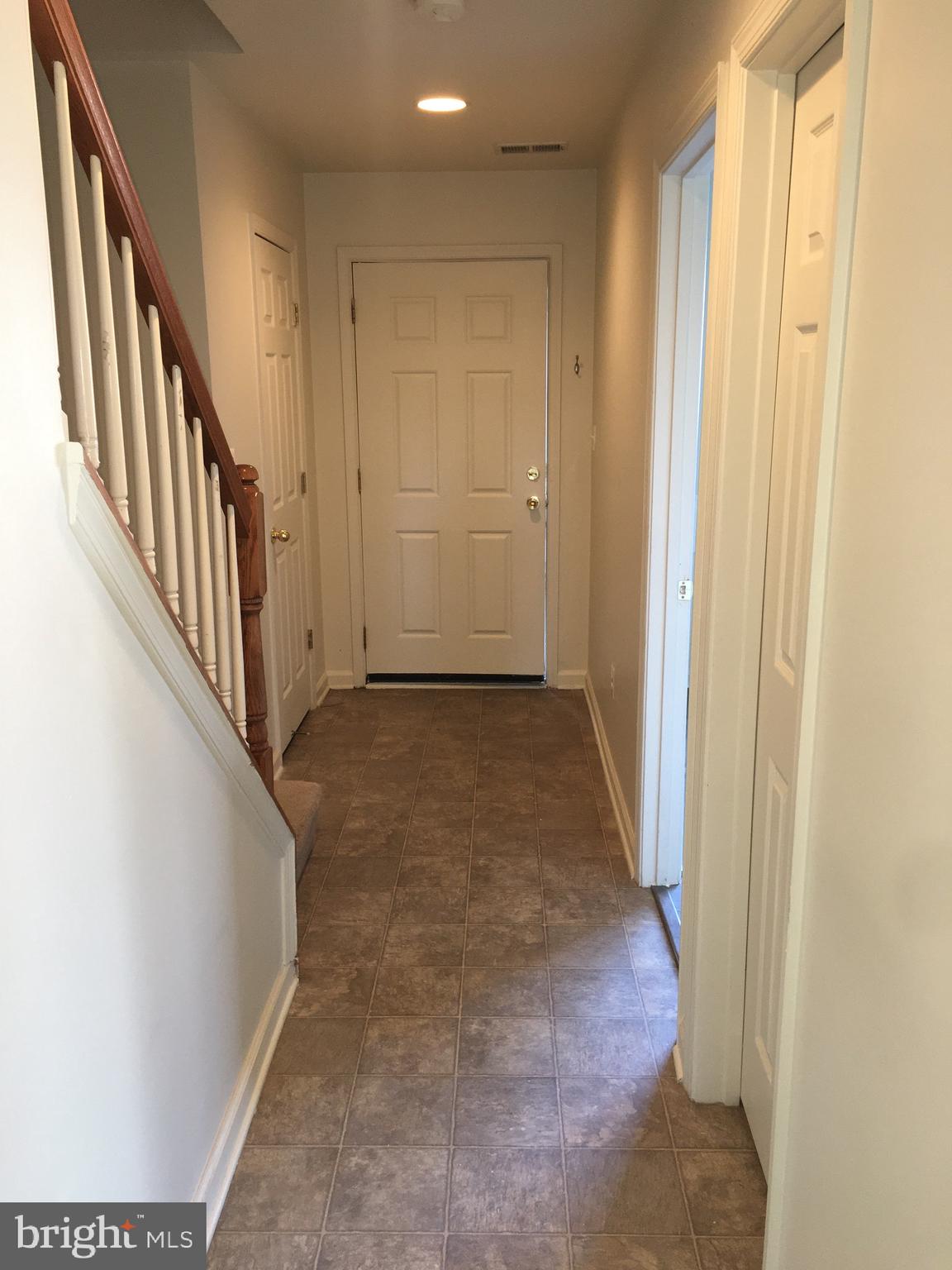 HUPPS RIDGE - Residential Lease