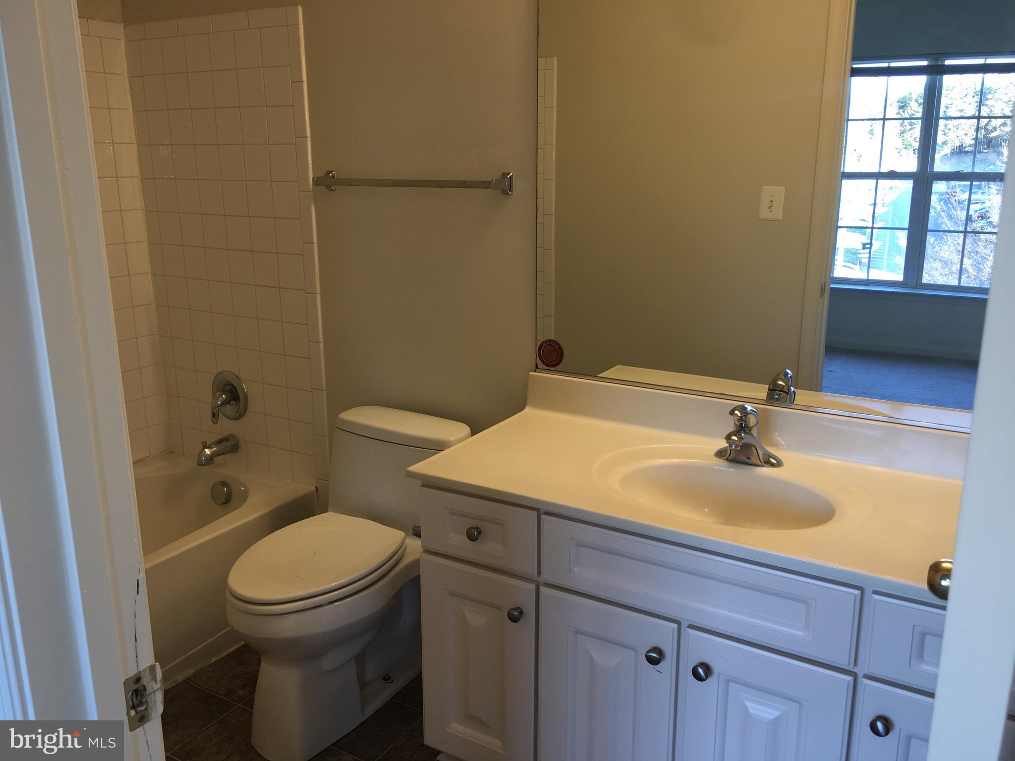 HUPPS RIDGE - Residential Lease