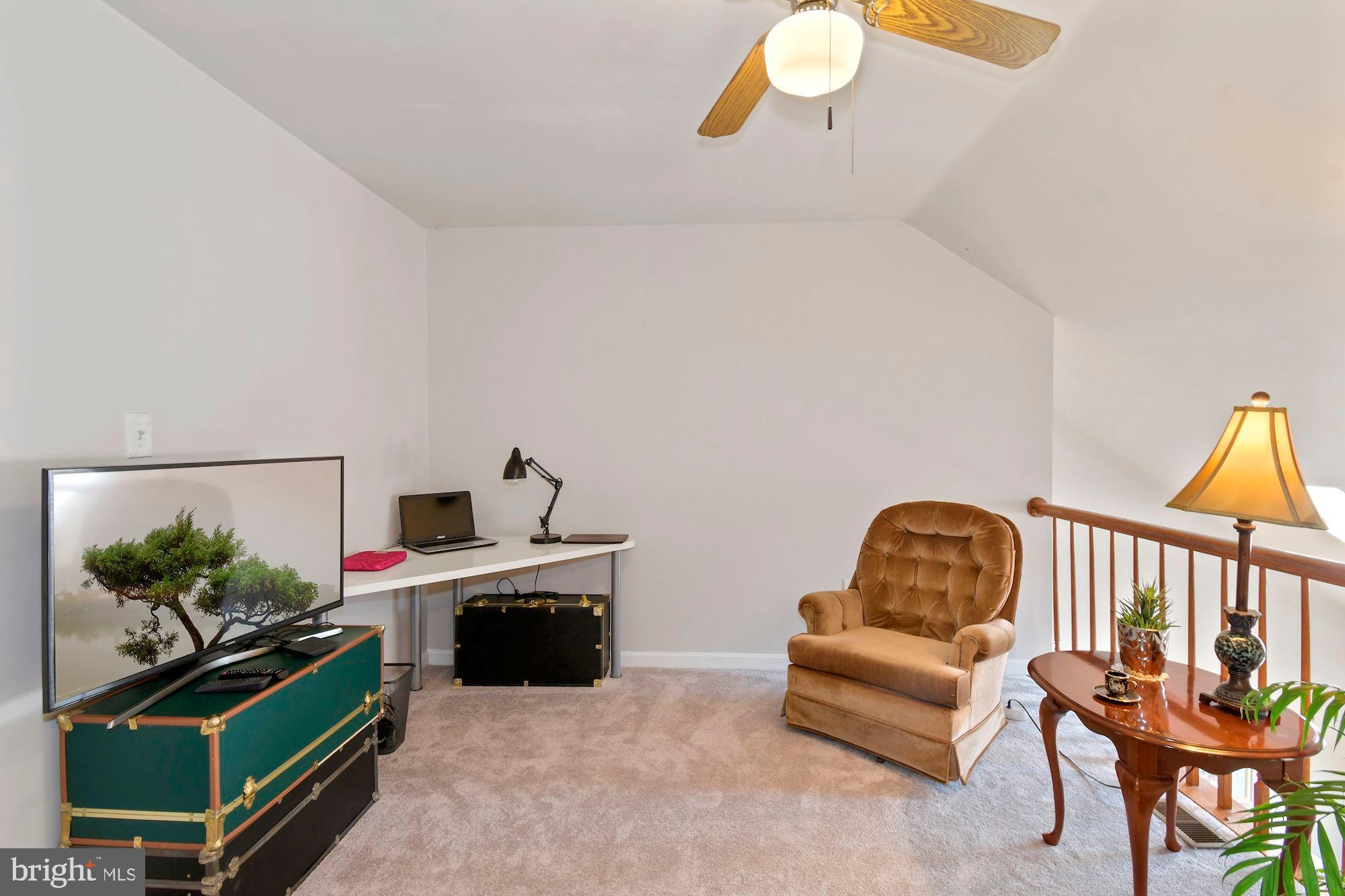 NOB HILL - Residential