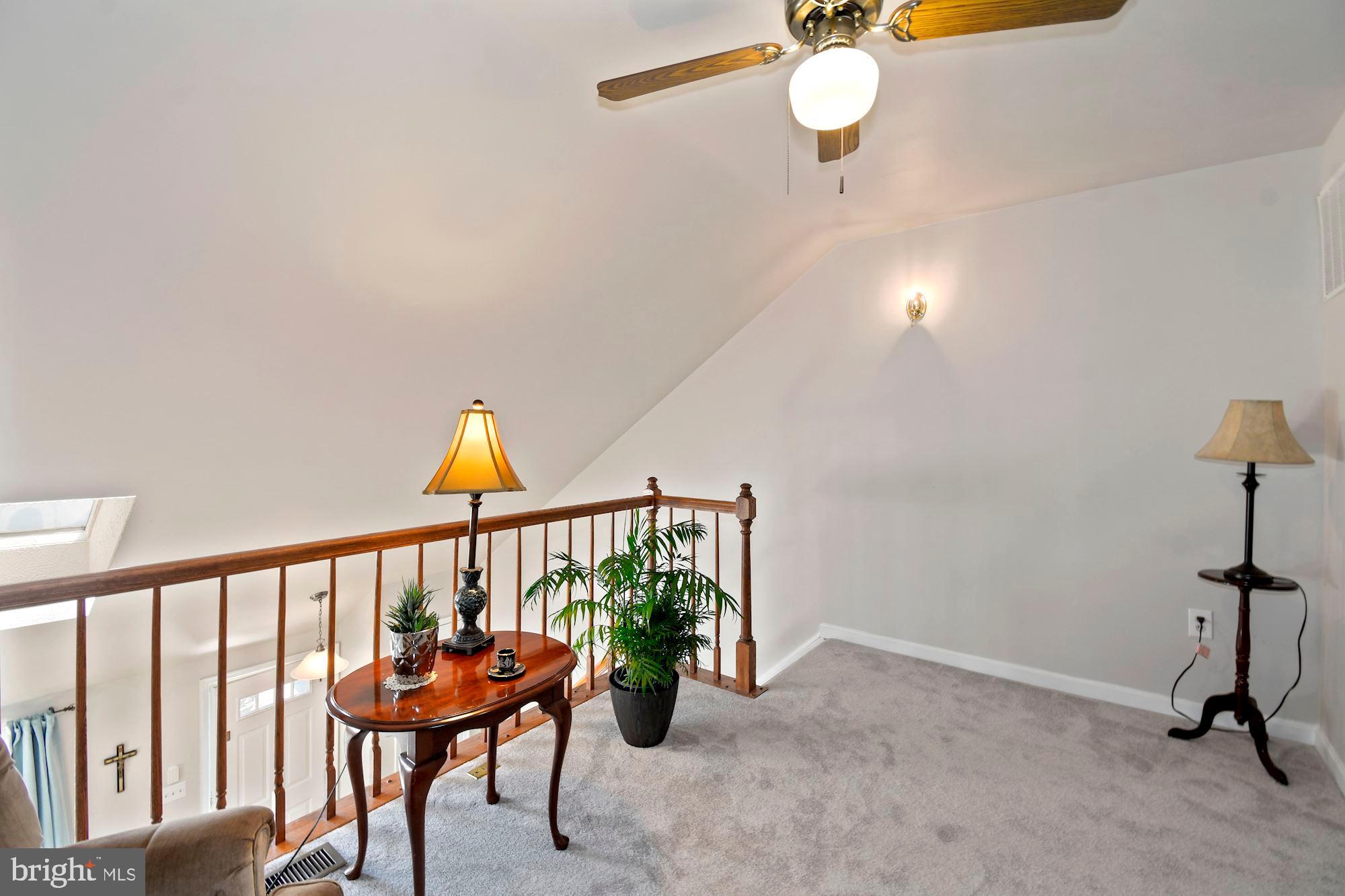 NOB HILL - Residential