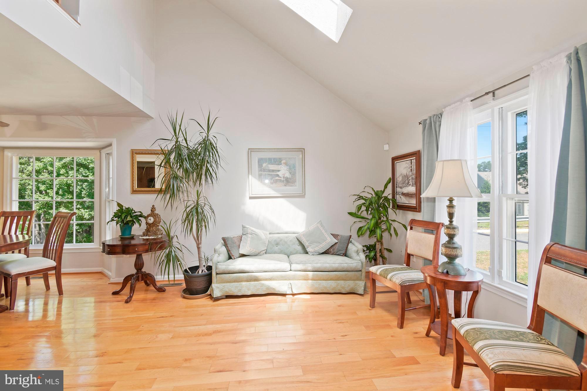 NOB HILL - Residential