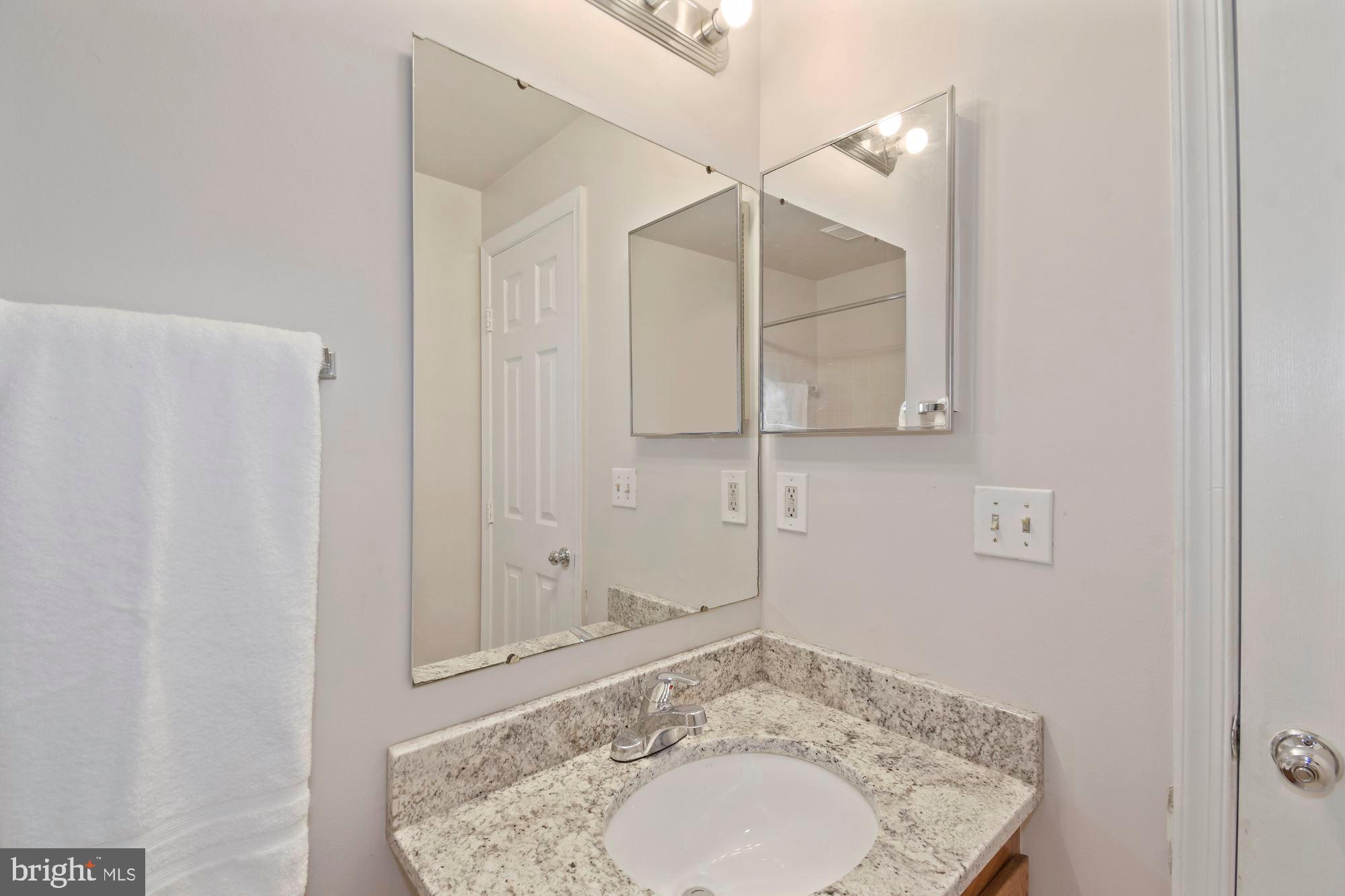 NOB HILL - Residential