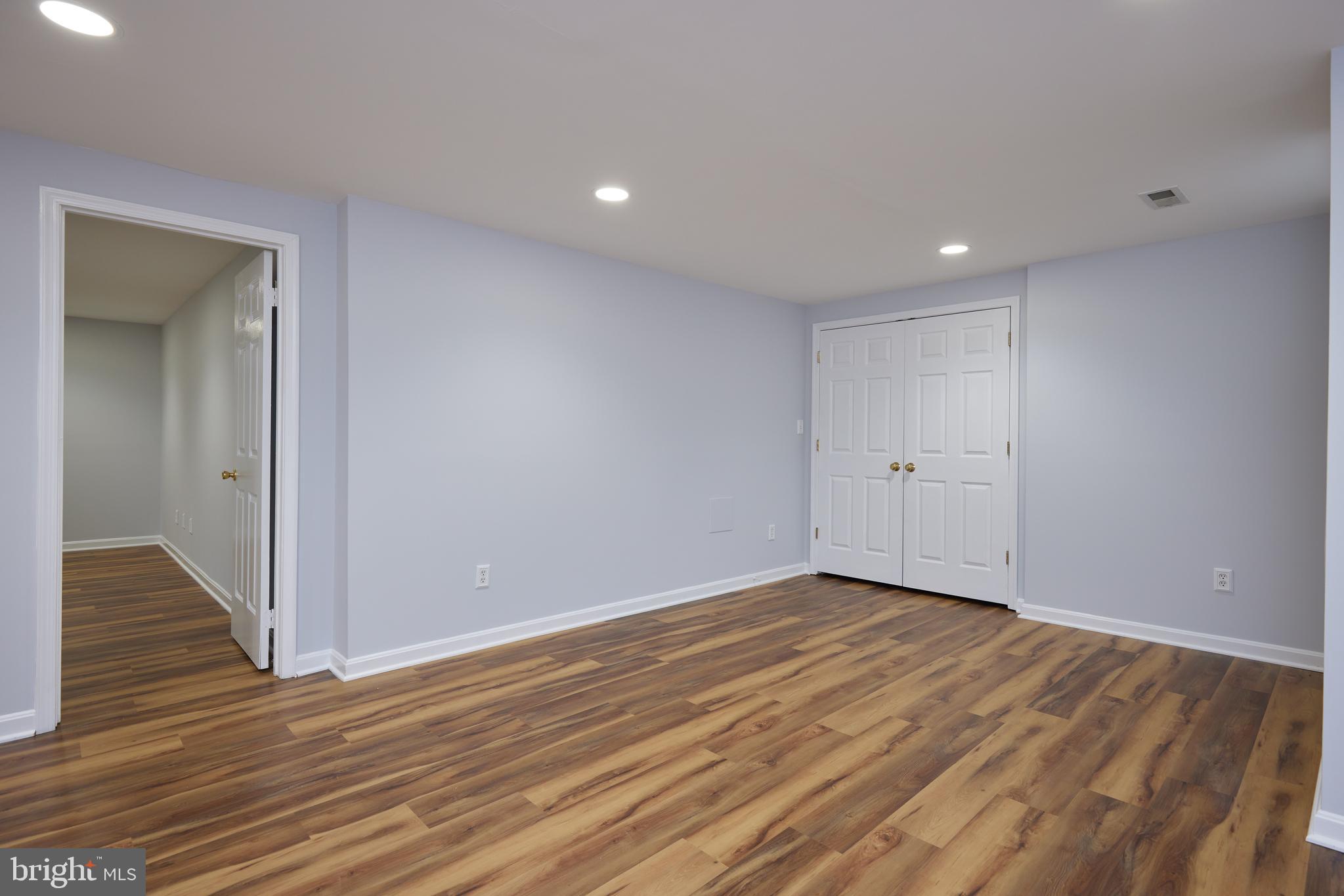 MEADOWGATE - Residential