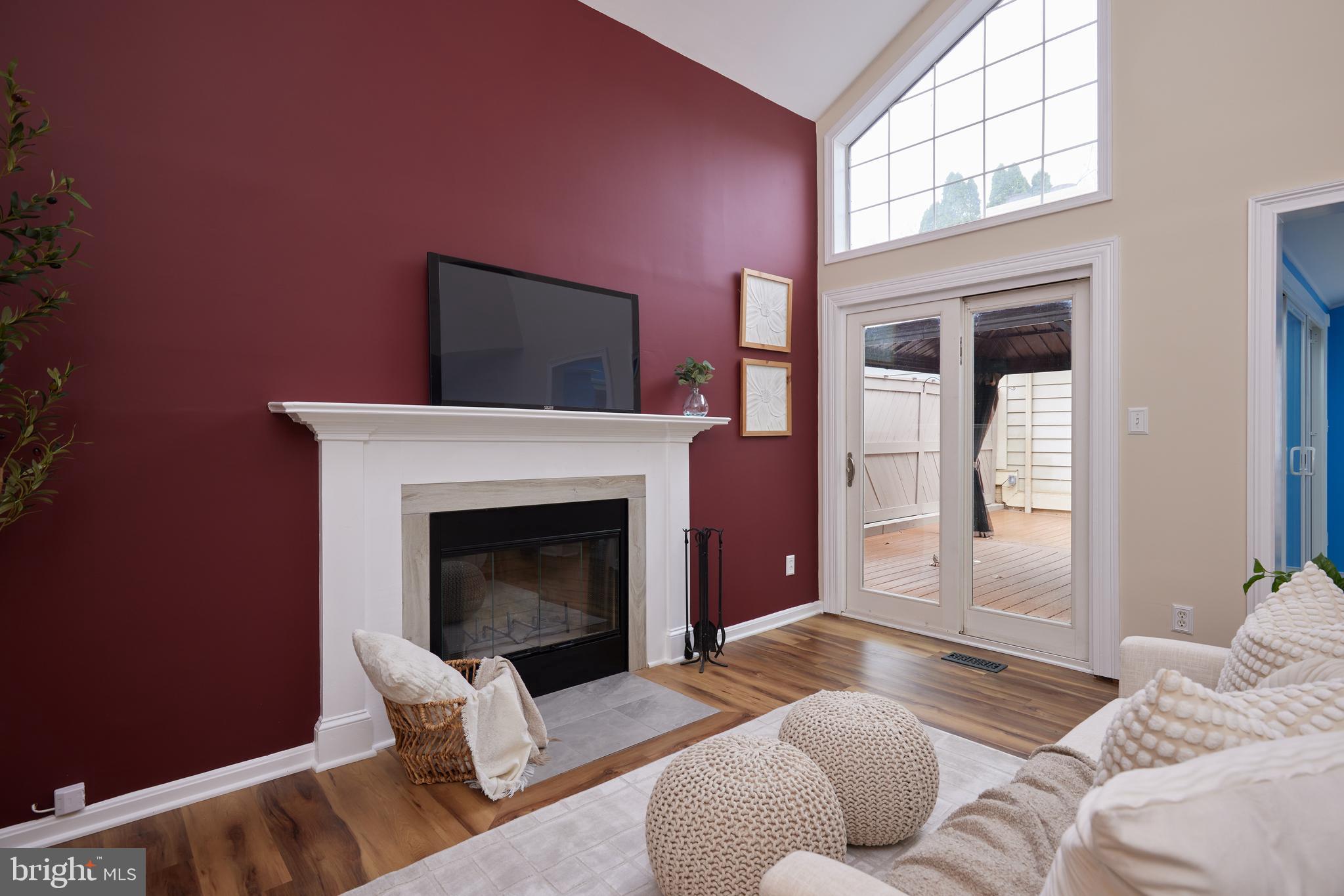 MEADOWGATE - Residential