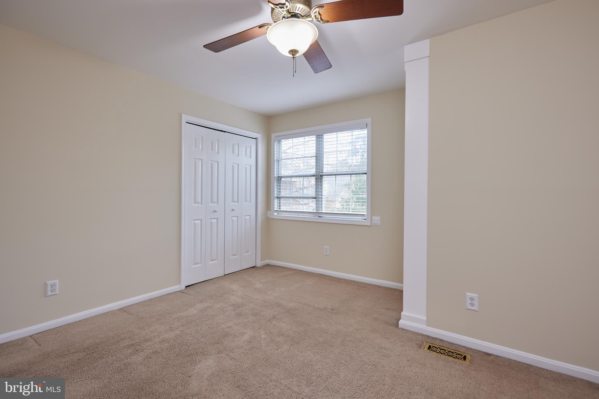 MEADOWGATE - Residential