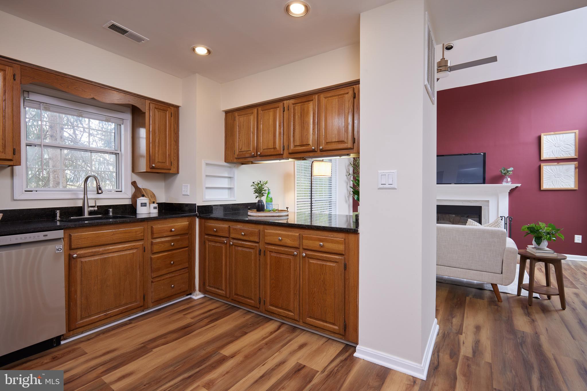 MEADOWGATE - Residential