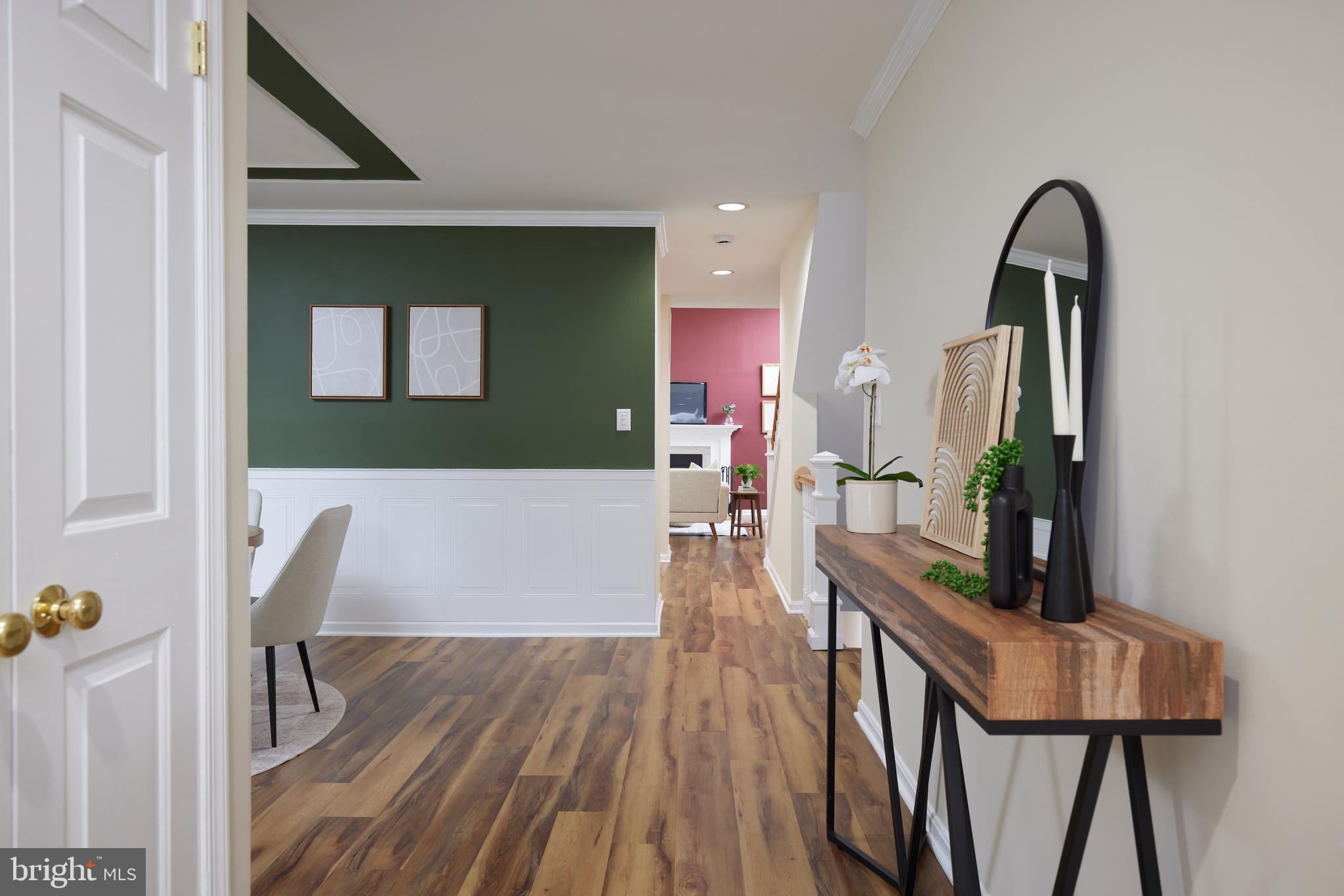 MEADOWGATE - Residential