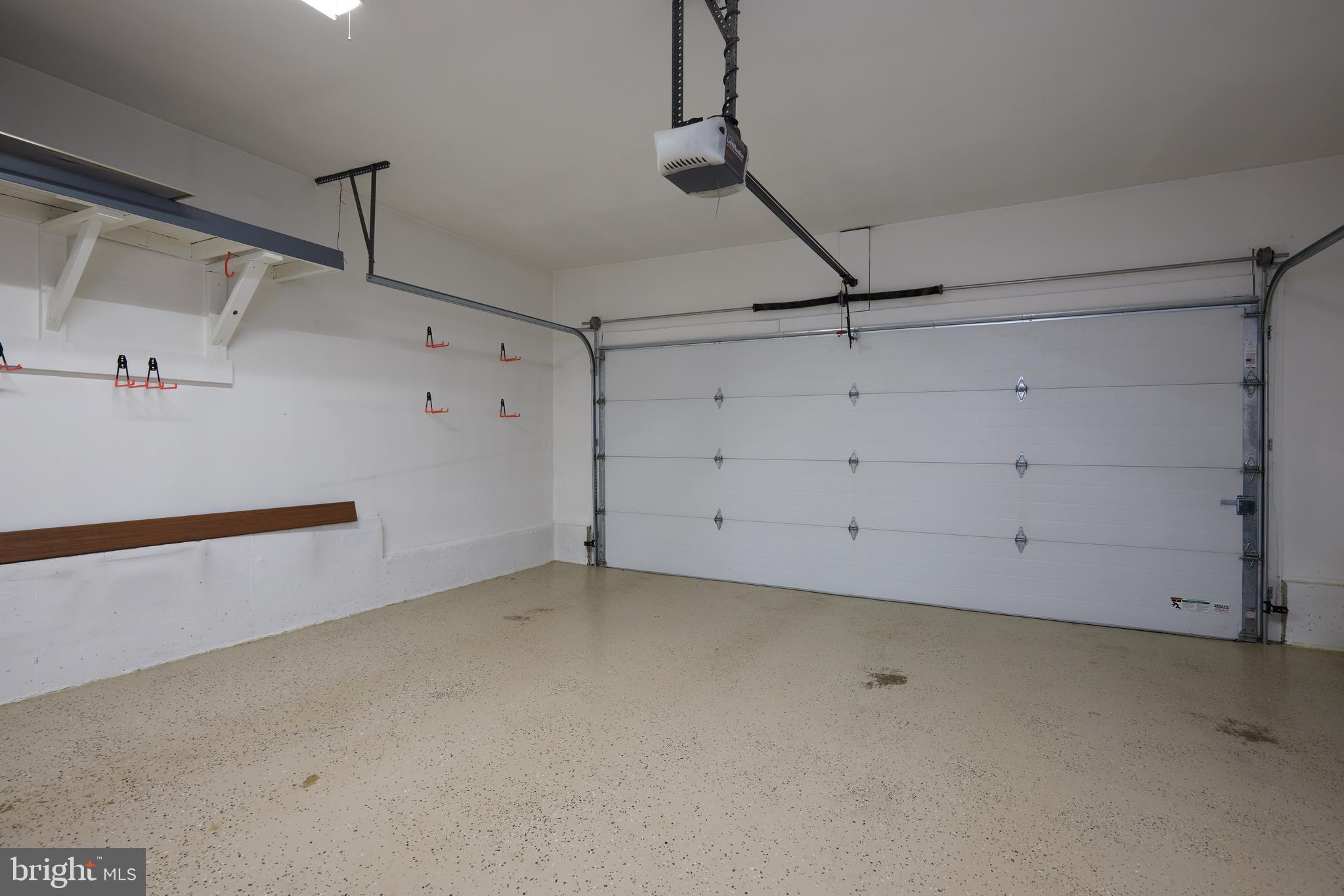 MEADOWGATE - Residential