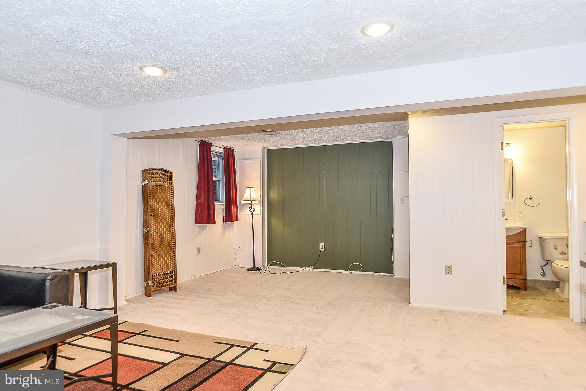 GLEN COVE - Residential