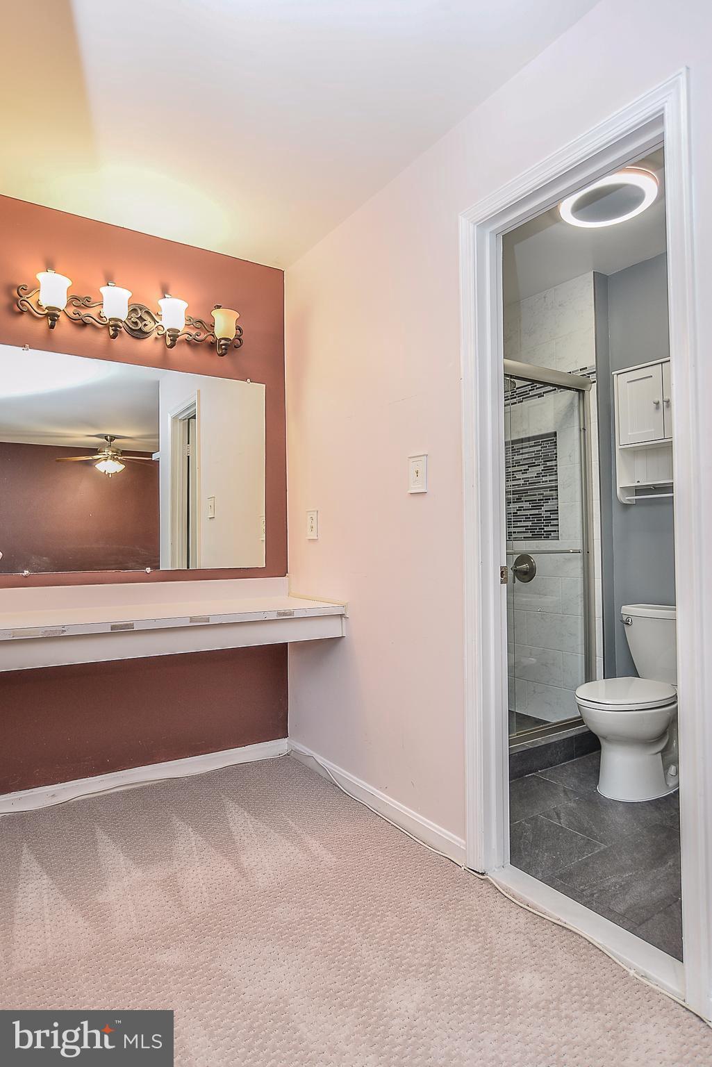 GLEN COVE - Residential