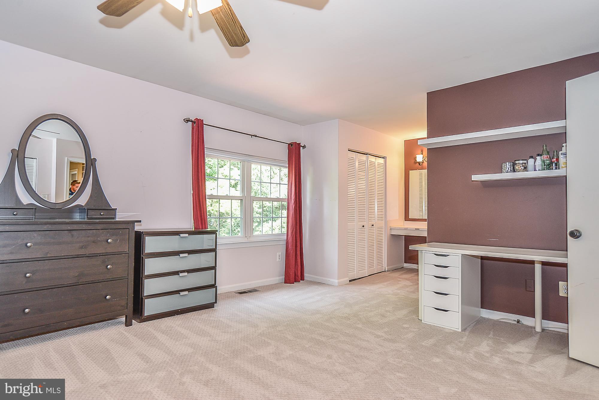 GLEN COVE - Residential