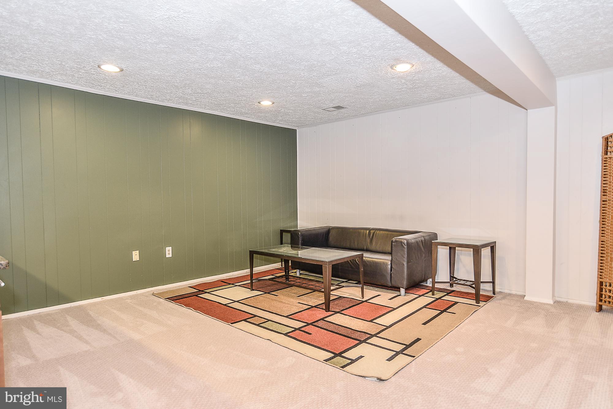 GLEN COVE - Residential