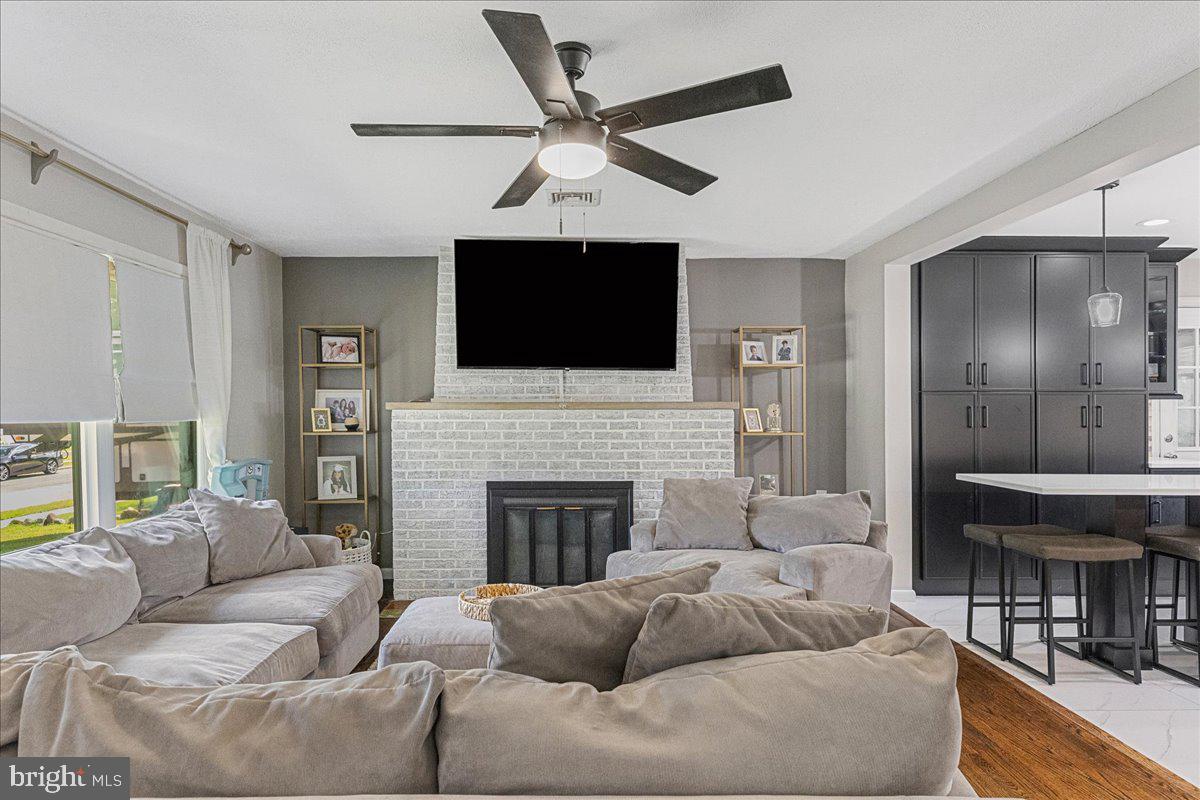 22 WHITE STAG DRIVE