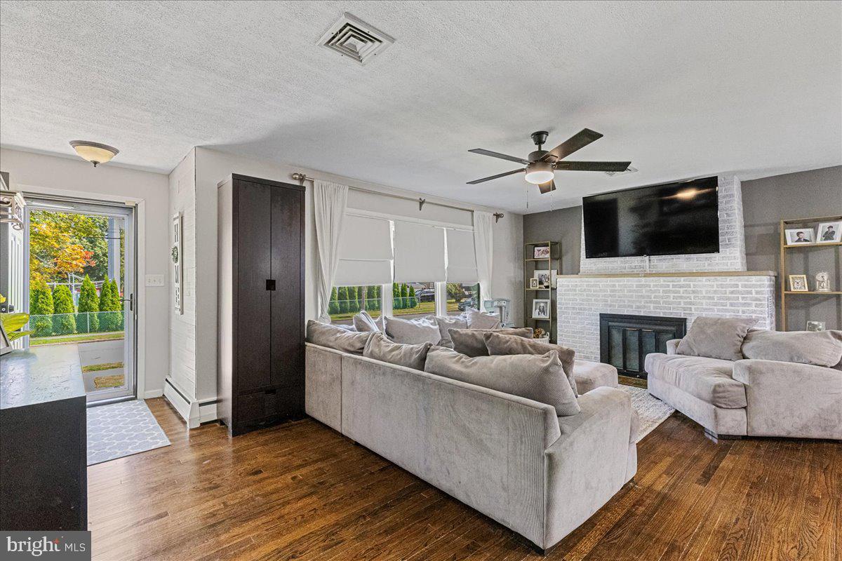 22 WHITE STAG DRIVE