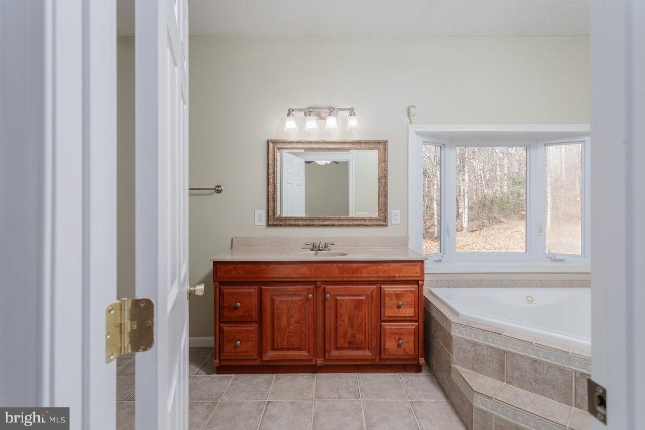 EGYPT BEND ESTATES - Residential