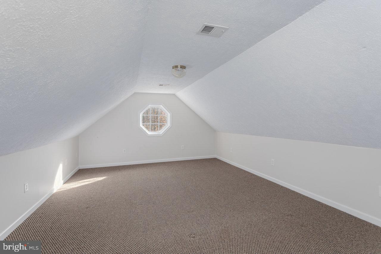 EGYPT BEND ESTATES - Residential