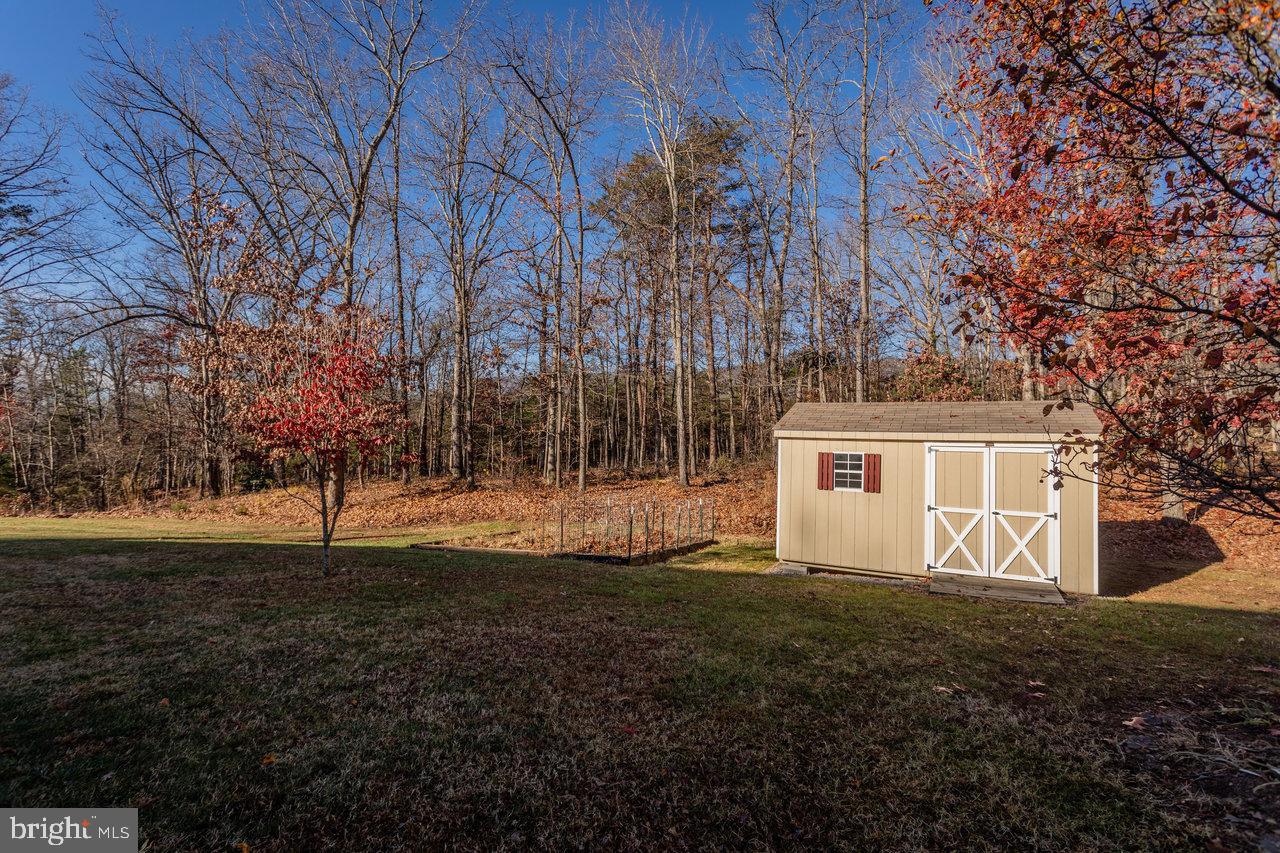 EGYPT BEND ESTATES - Residential