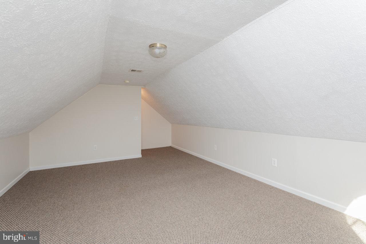 EGYPT BEND ESTATES - Residential