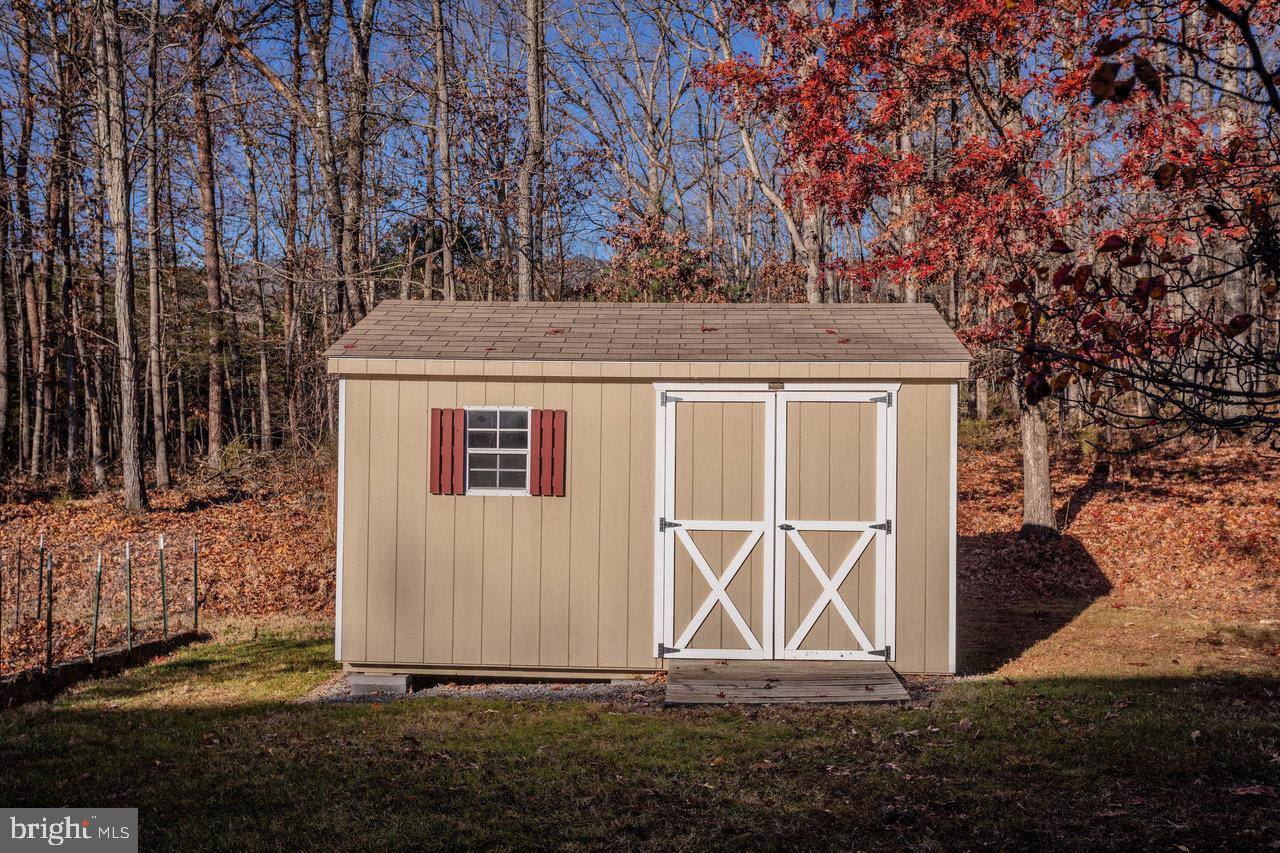 EGYPT BEND ESTATES - Residential