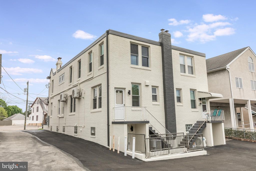 Photo of 314 Huntingdon Pike #314A, JENKINTOWN, PA 19046 (MLS # PAMC2166454)