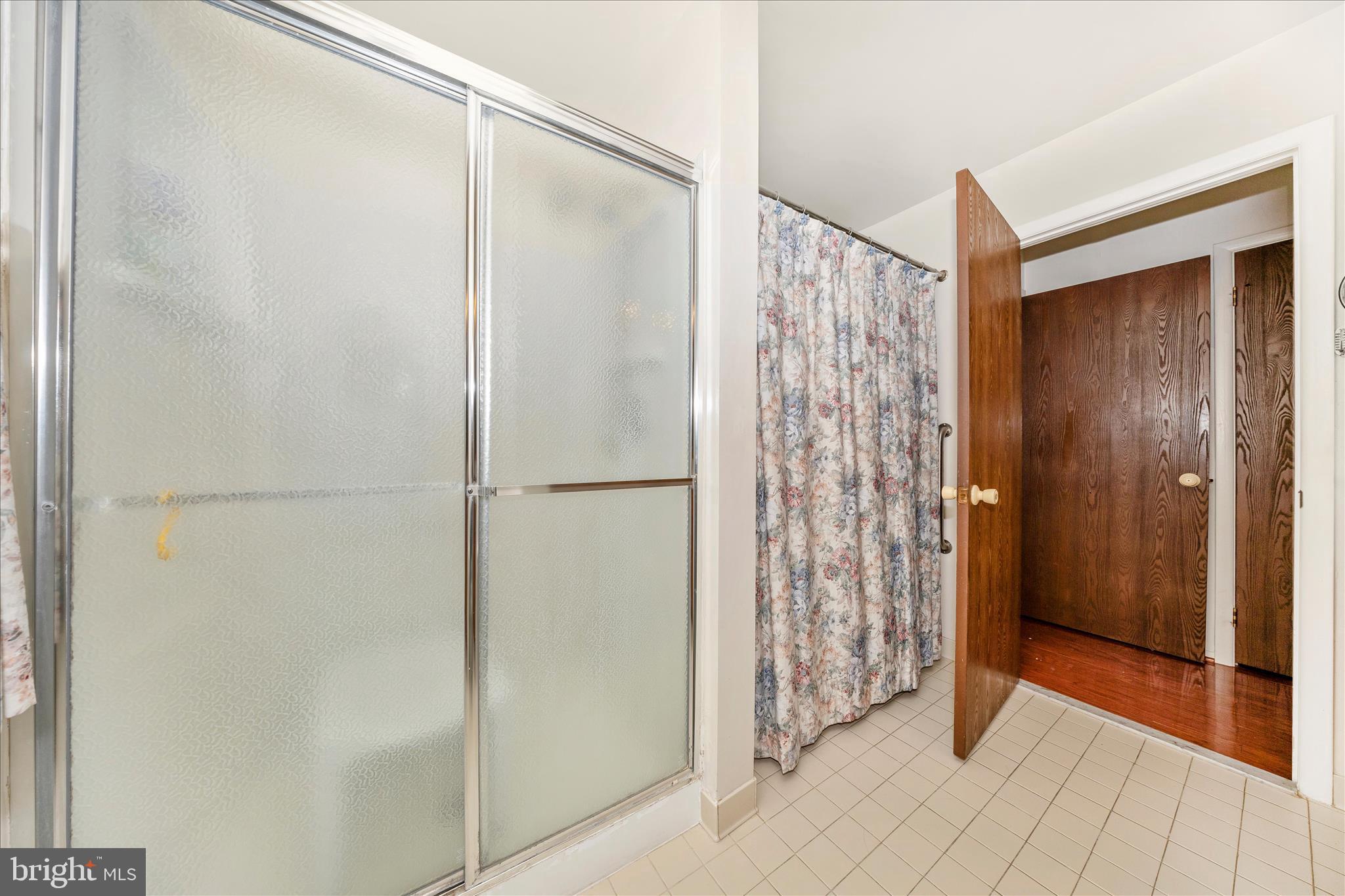 CRESTWOOD VILLAGE - Residential