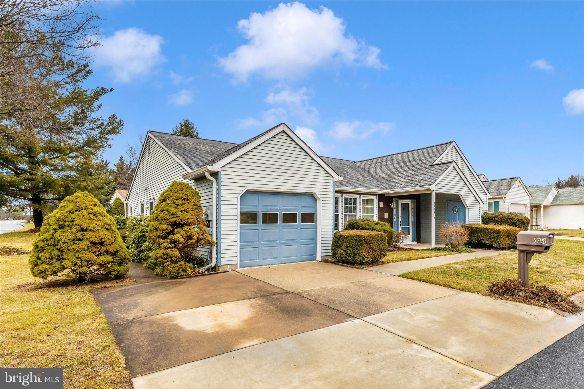 CRESTWOOD VILLAGE - Residential