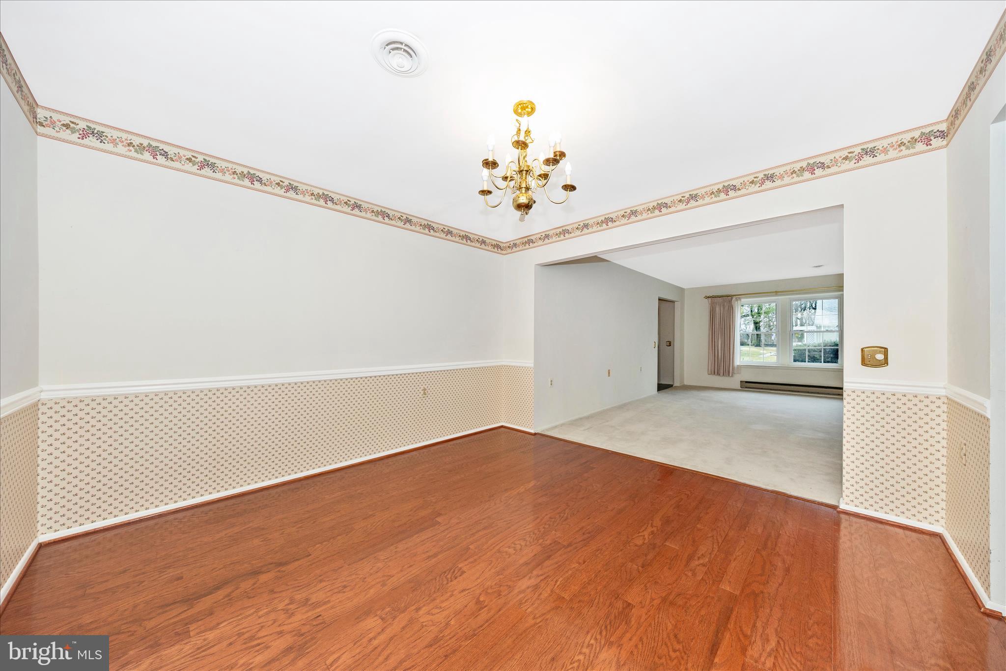 CRESTWOOD VILLAGE - Residential