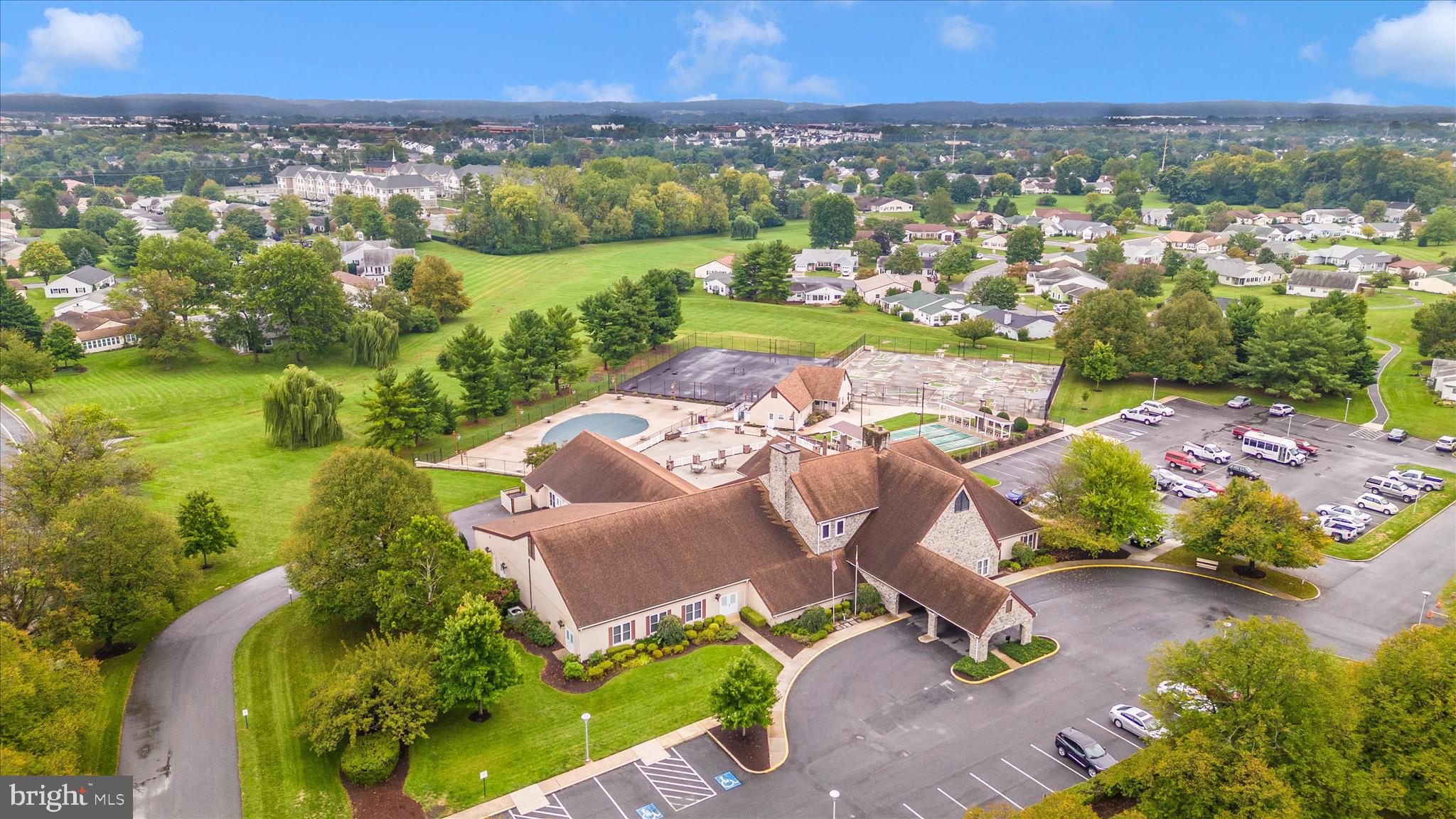 CRESTWOOD VILLAGE - Residential