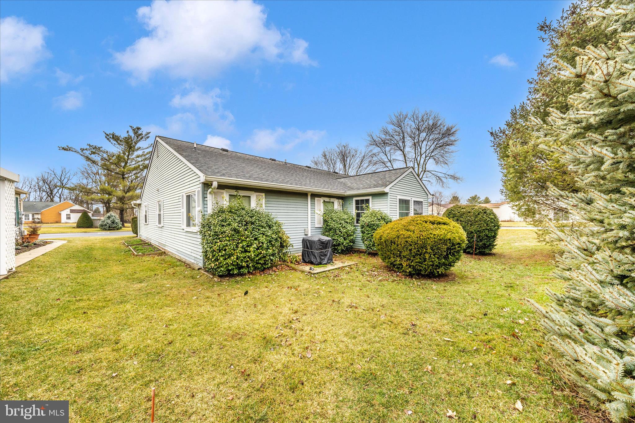 CRESTWOOD VILLAGE - Residential