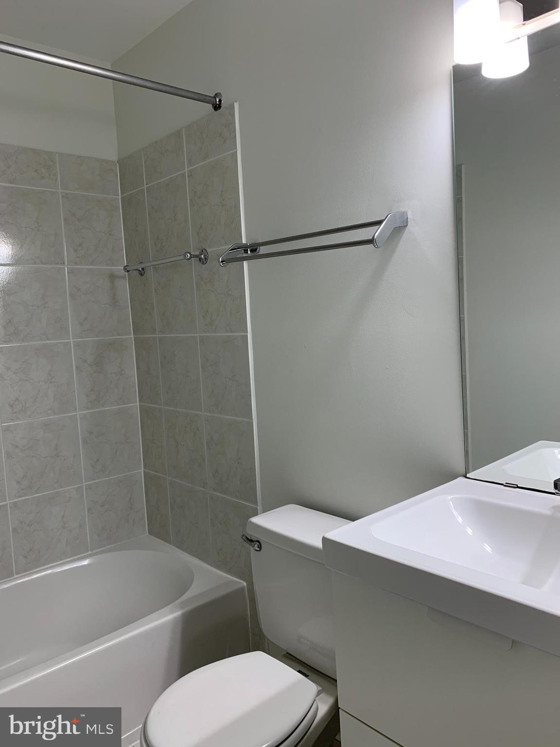 MOSBY WOODS TH CONDOS - Residential Lease