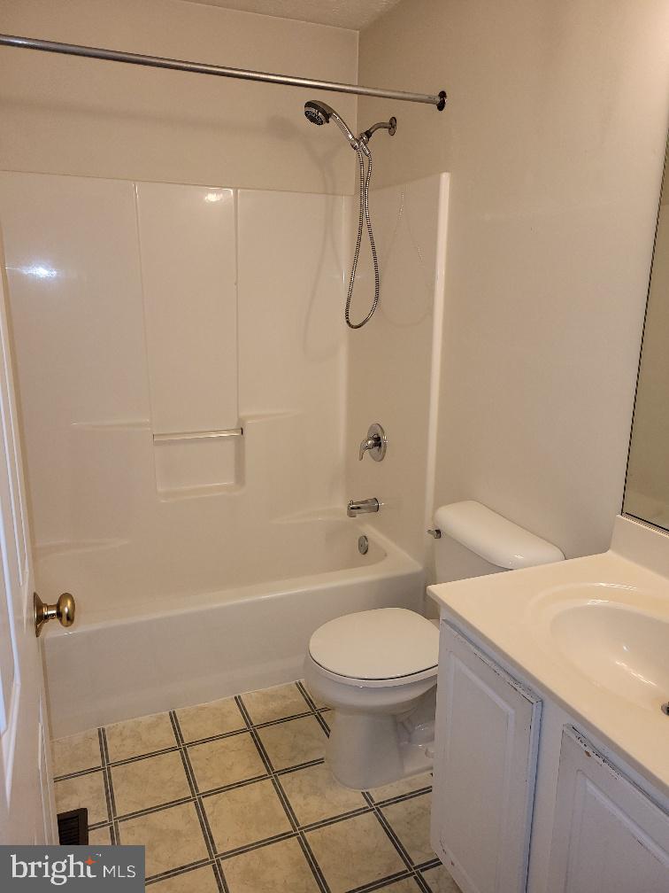 LANCASTER GATE - Residential Lease