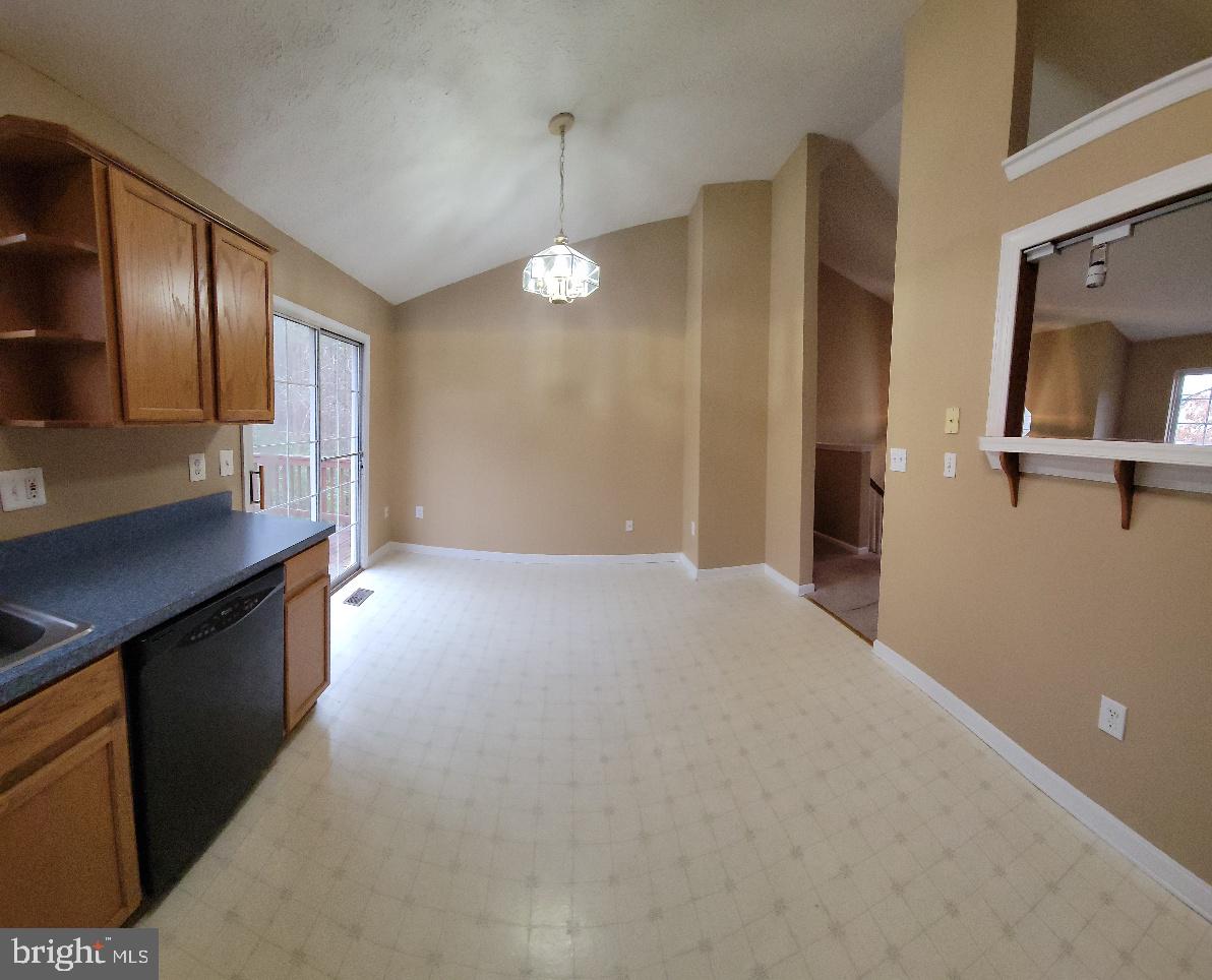 LANCASTER GATE - Residential Lease