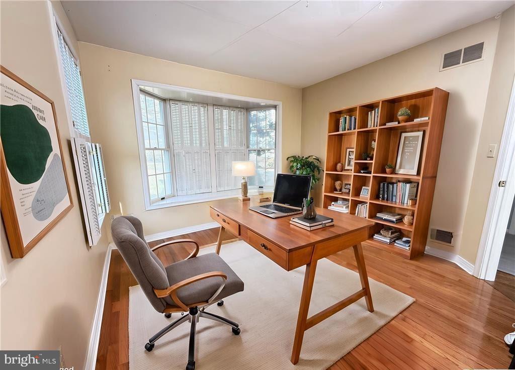 PARK PLACE CONDOS - Residential