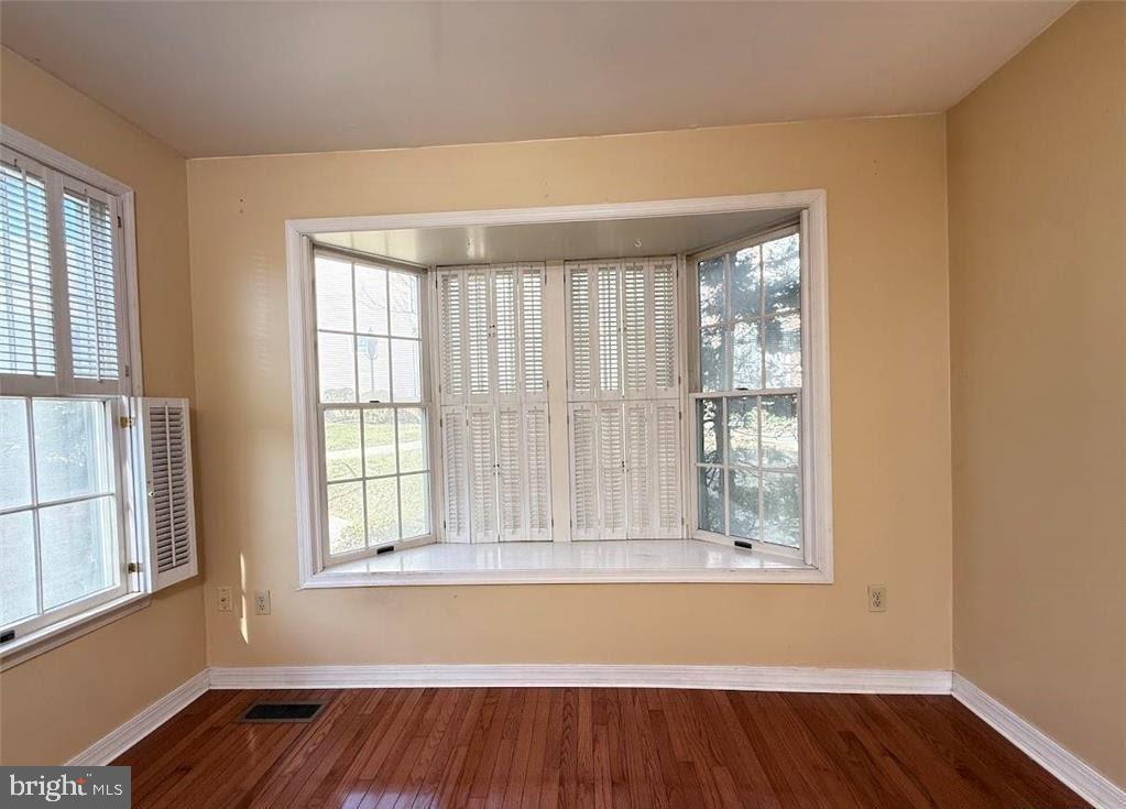 PARK PLACE CONDOS - Residential