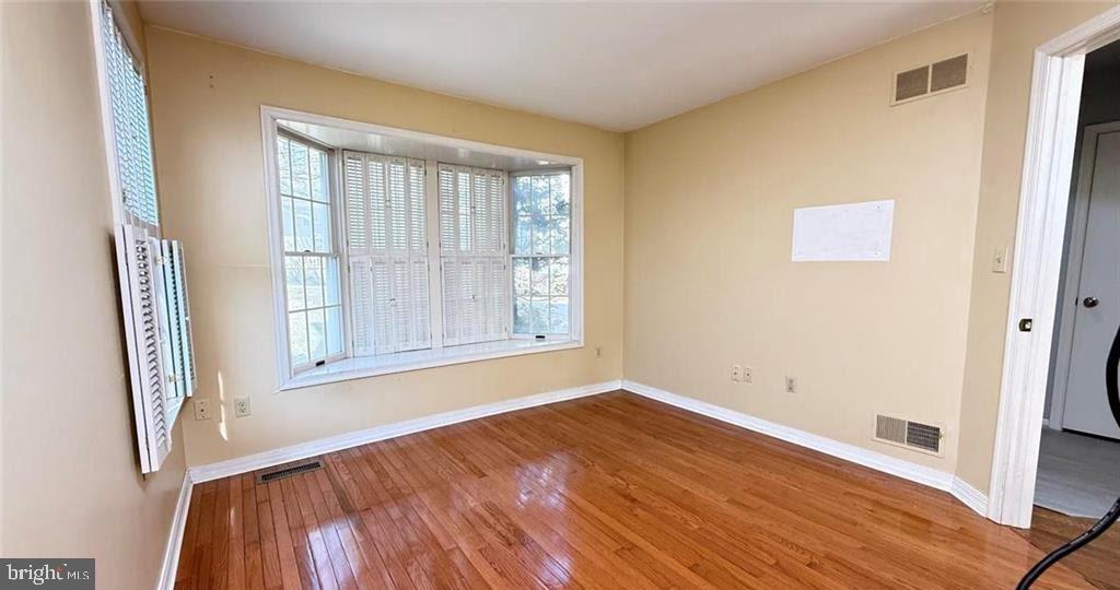 PARK PLACE CONDOS - Residential