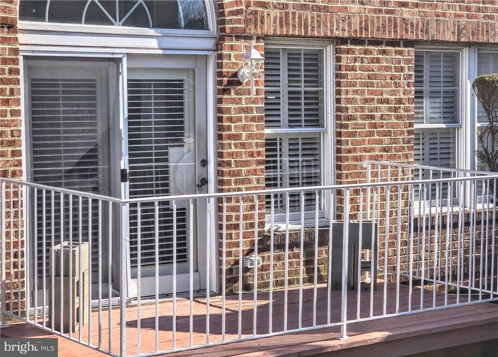 PARK PLACE CONDOS - Residential