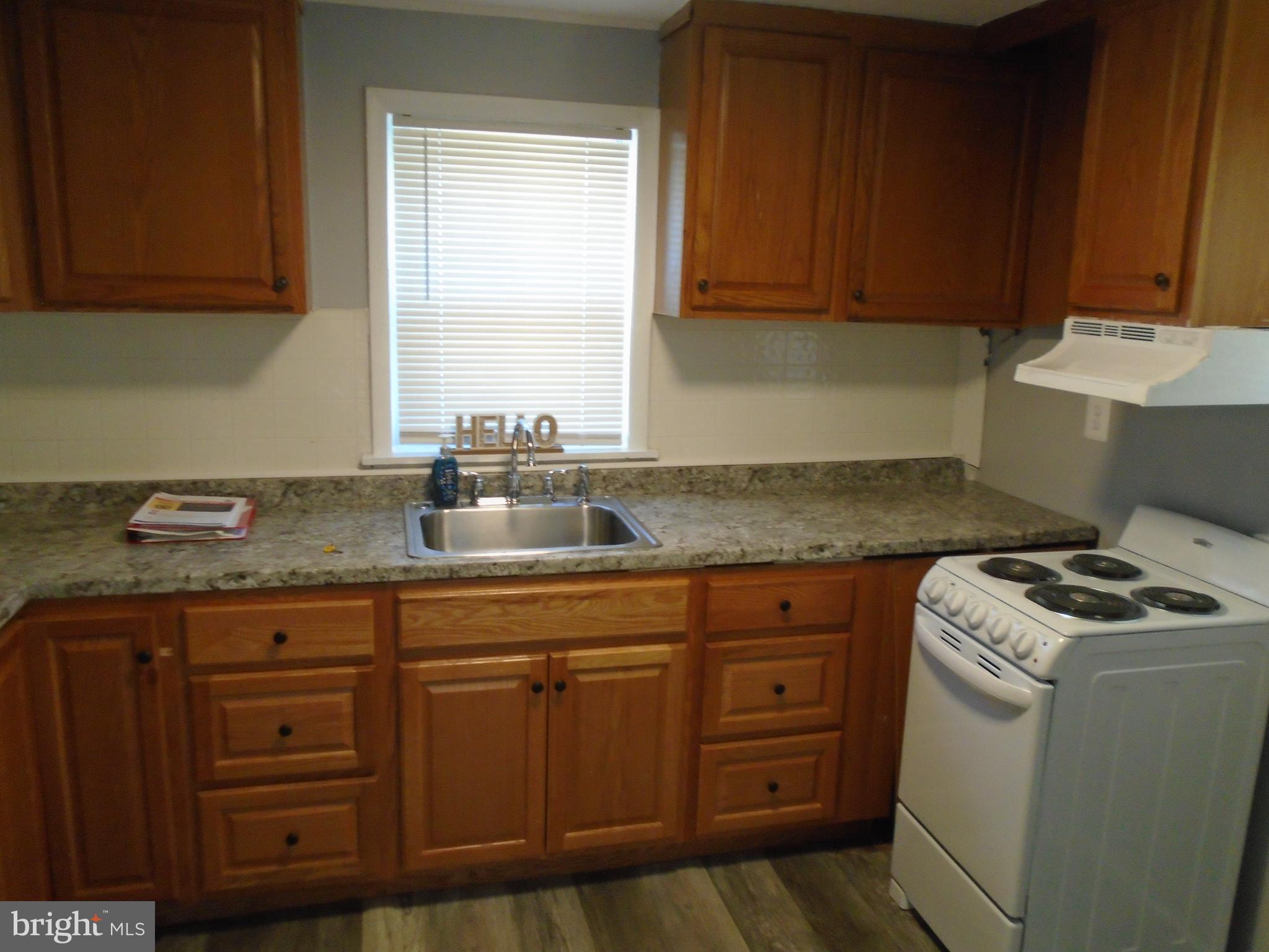 MIDDLE RIVER - Residential Lease