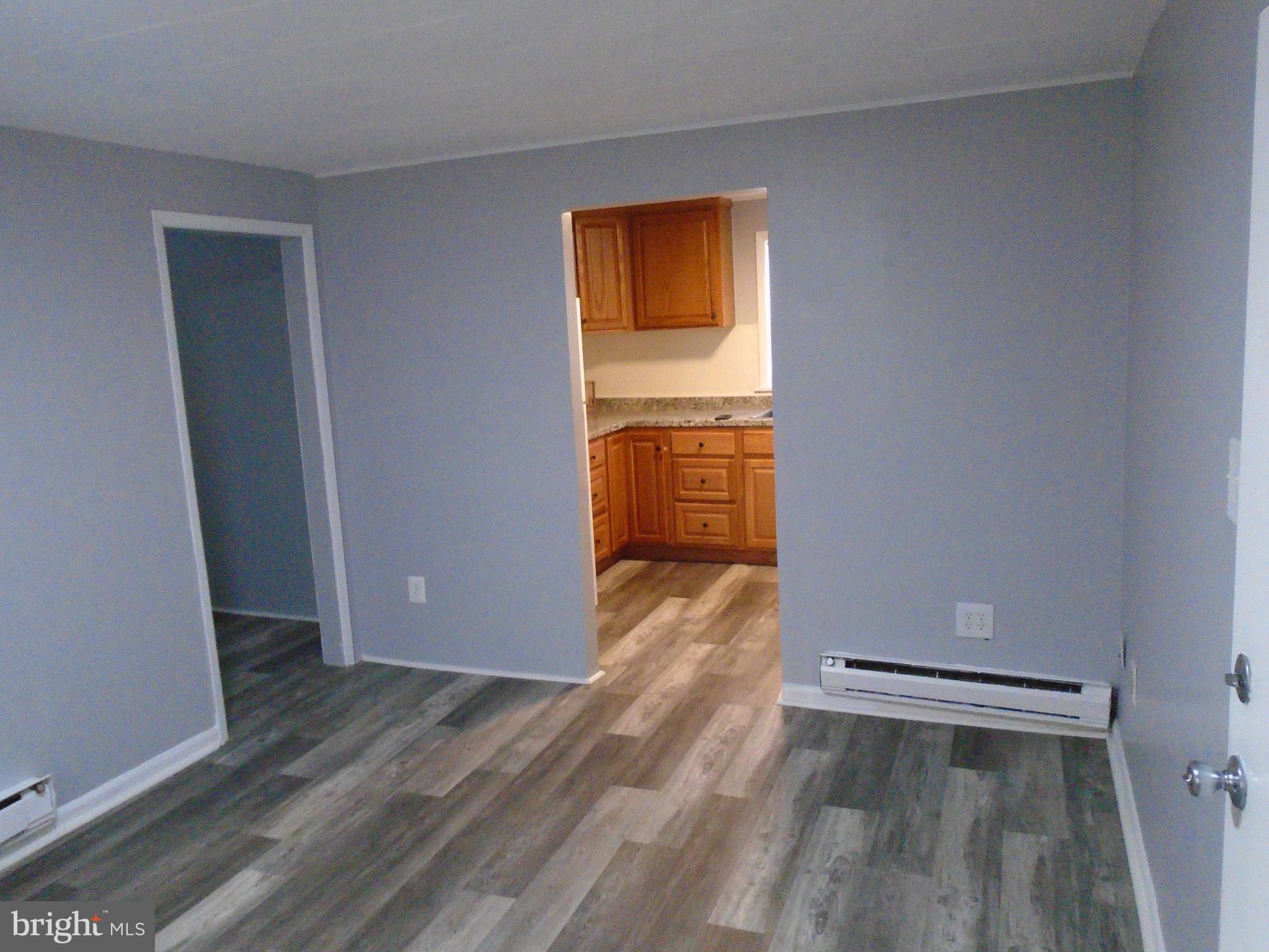 MIDDLE RIVER - Residential Lease