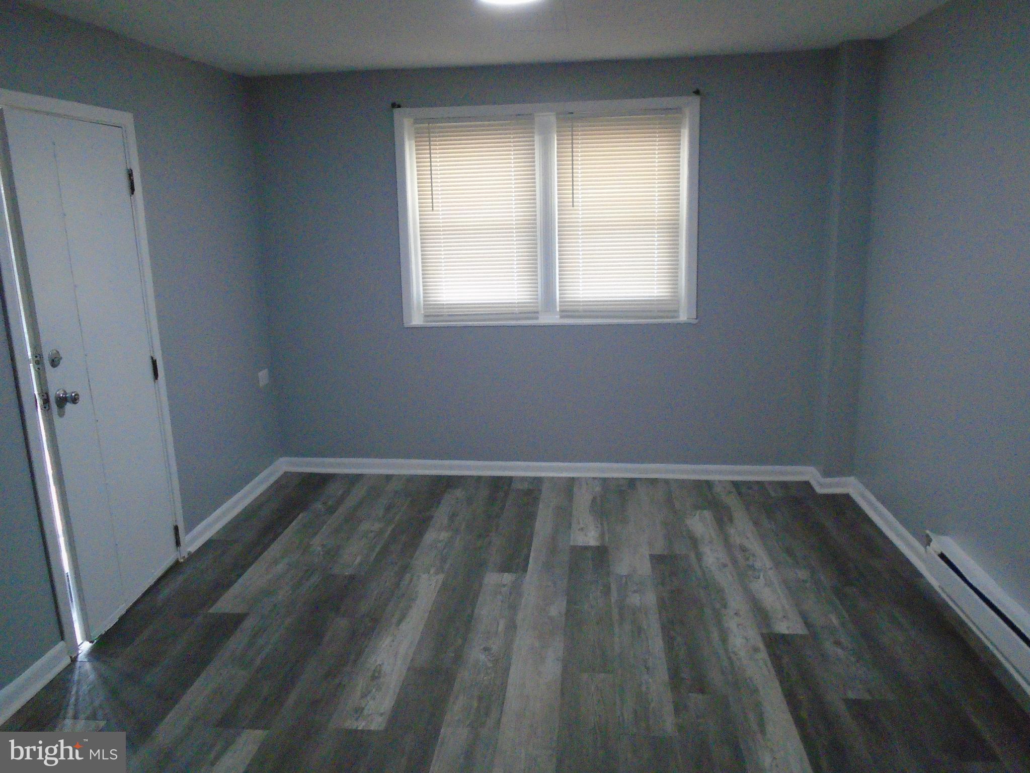 MIDDLE RIVER - Residential Lease