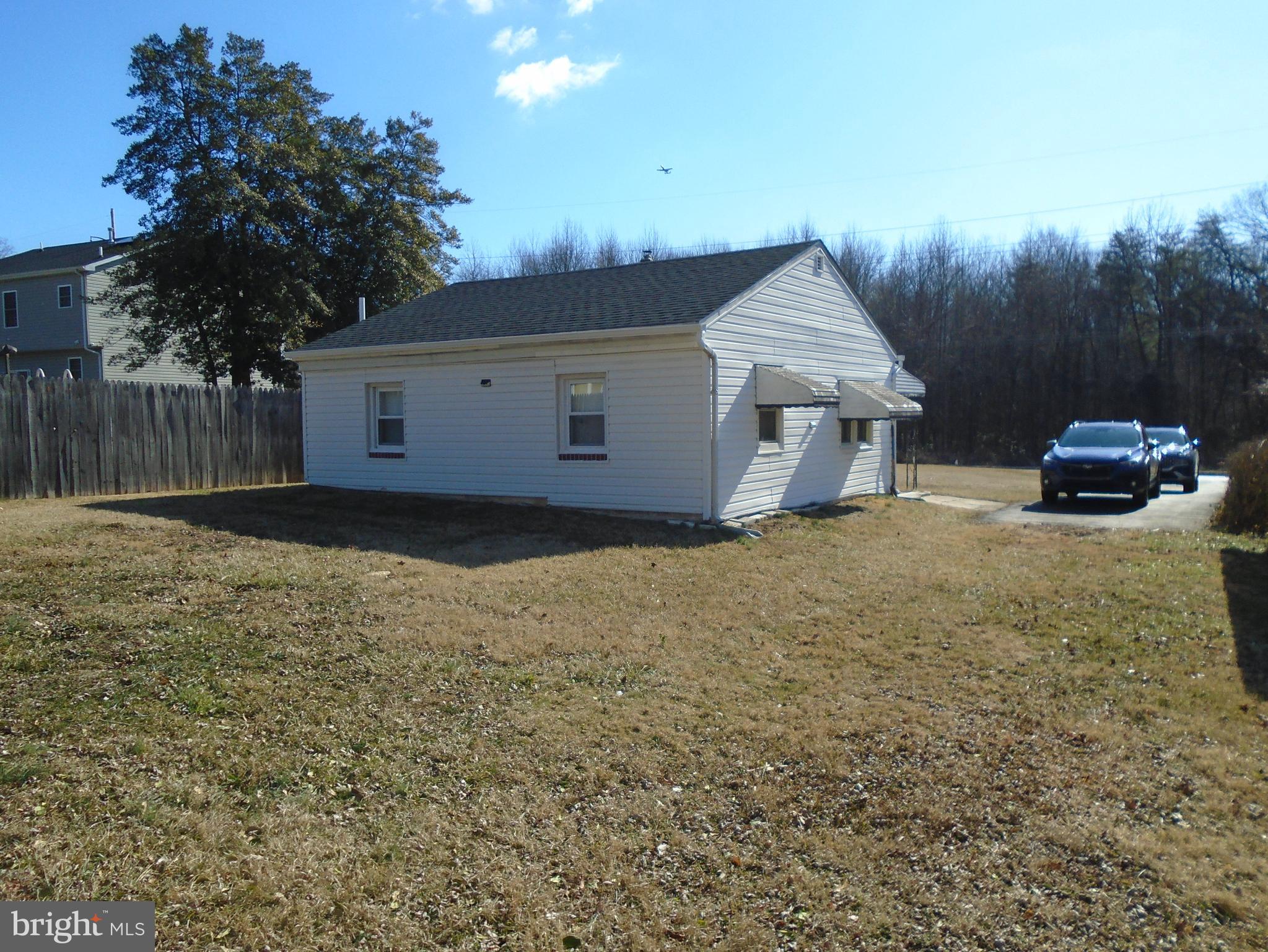 MIDDLE RIVER - Residential Lease