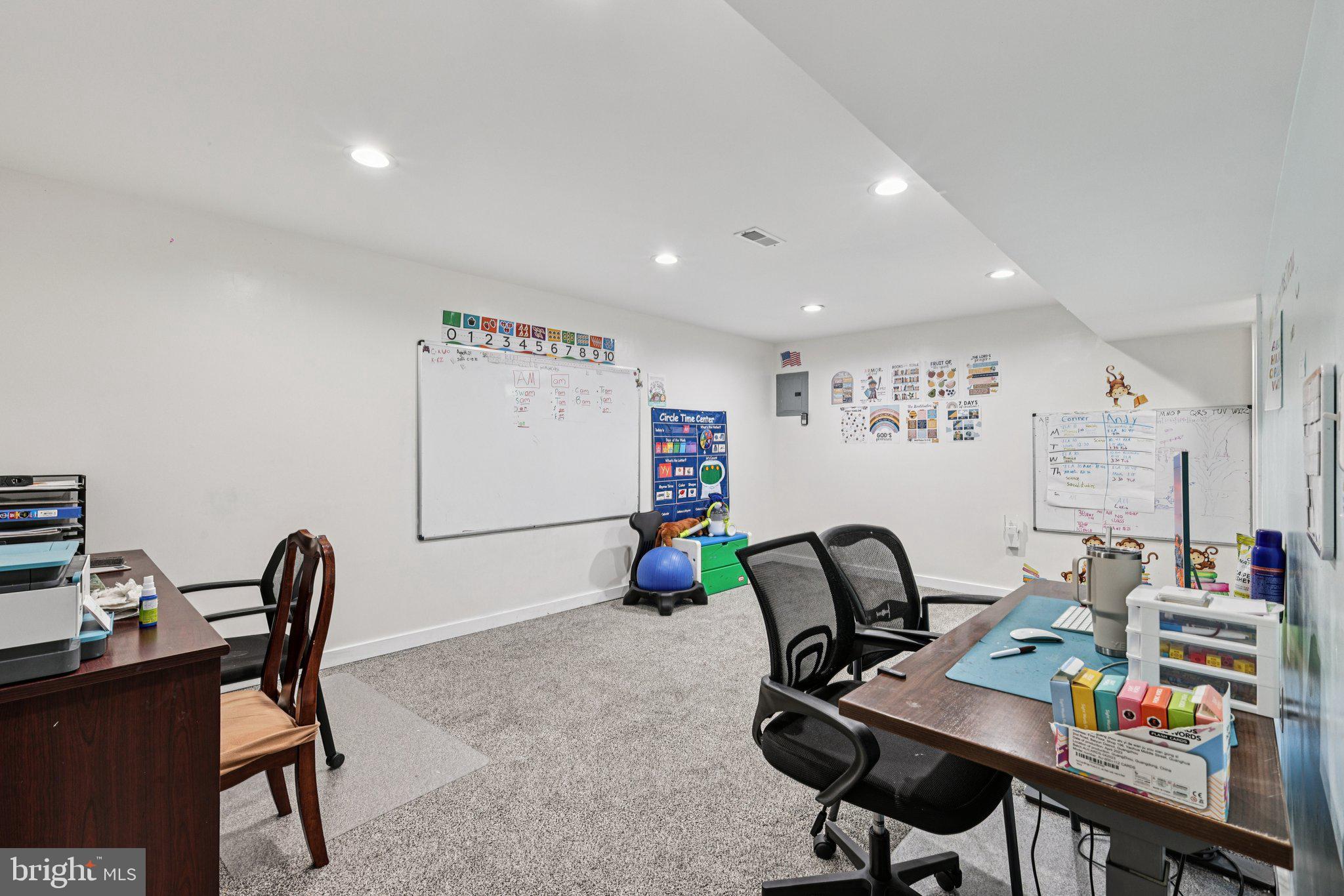 MINERAL SPRINGS - Residential