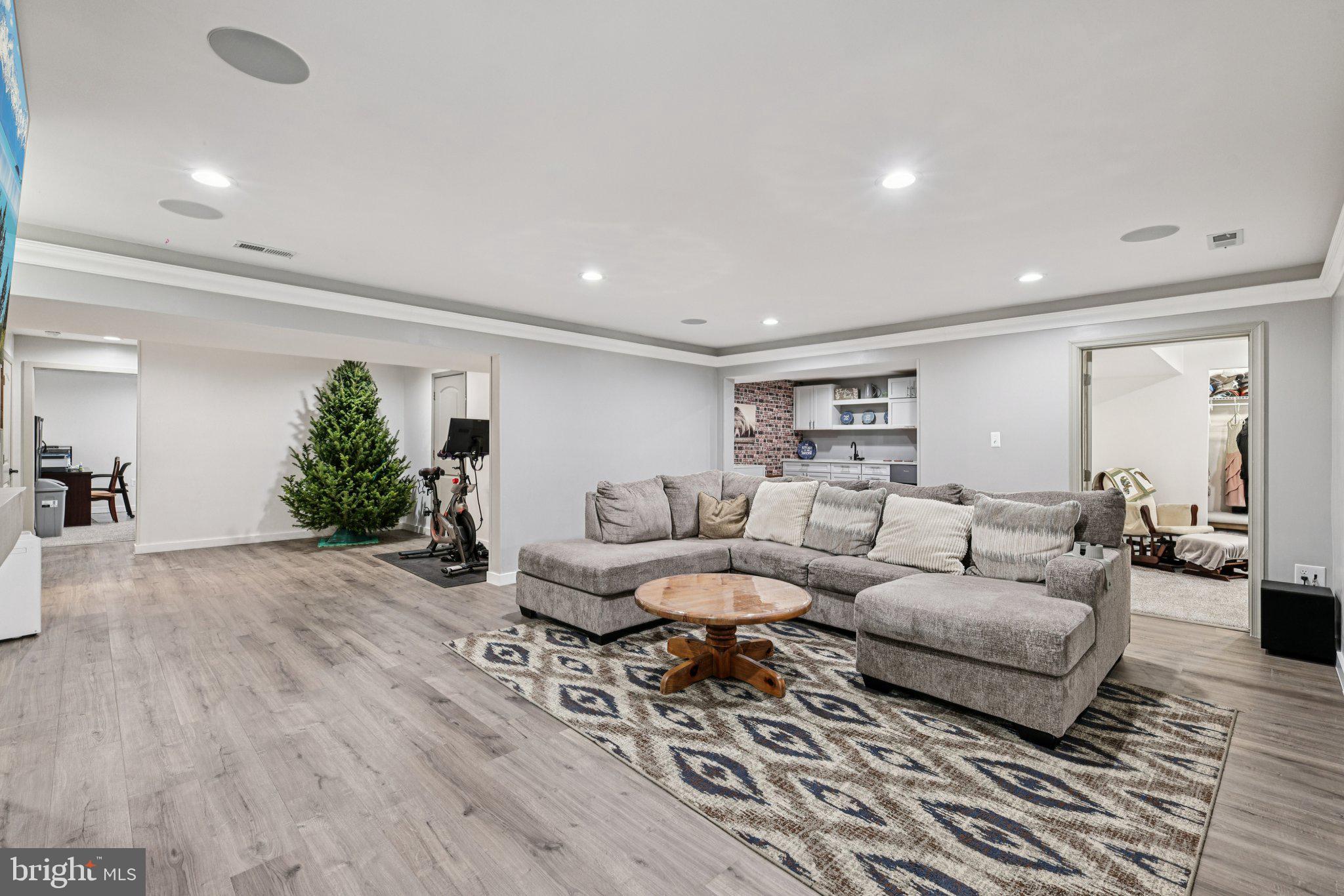 MINERAL SPRINGS - Residential