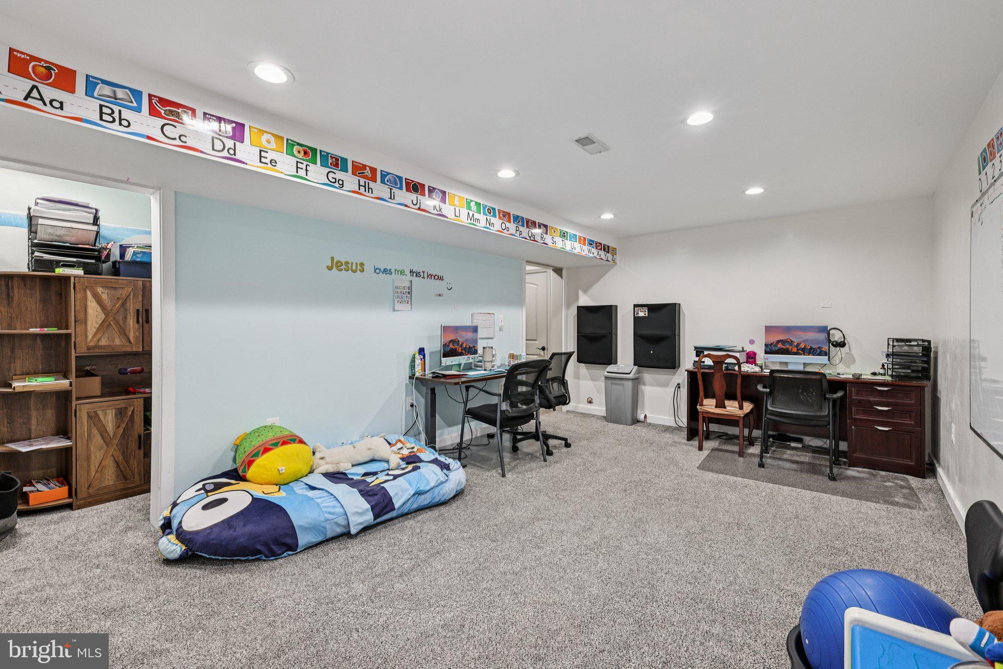 MINERAL SPRINGS - Residential