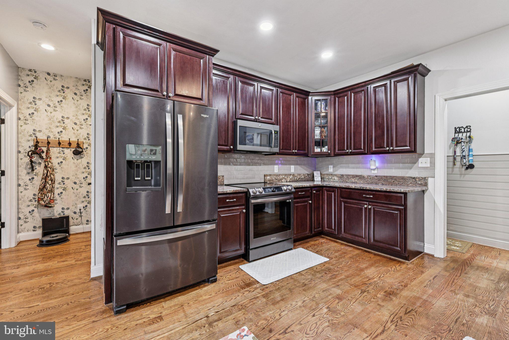 MINERAL SPRINGS - Residential