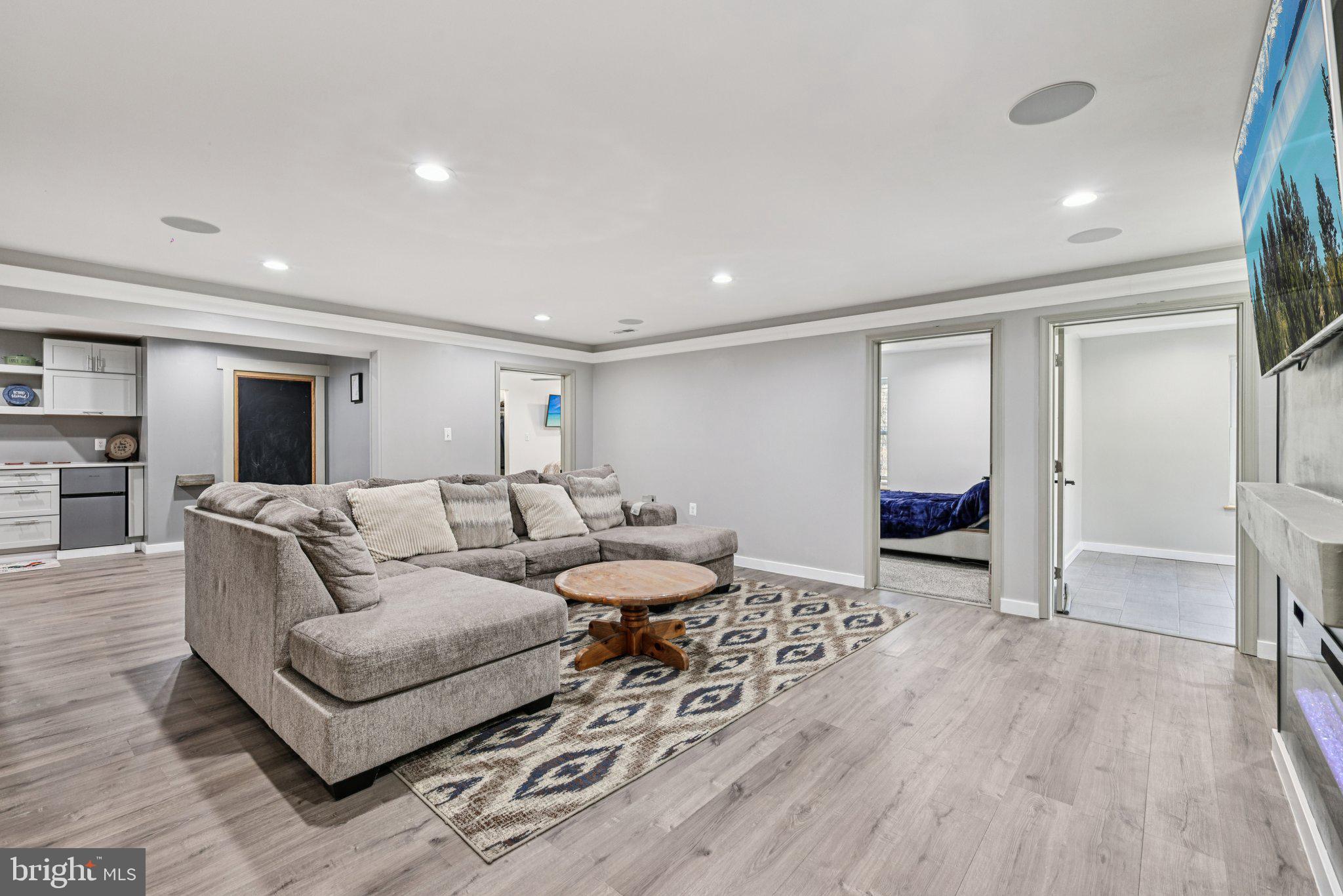 MINERAL SPRINGS - Residential