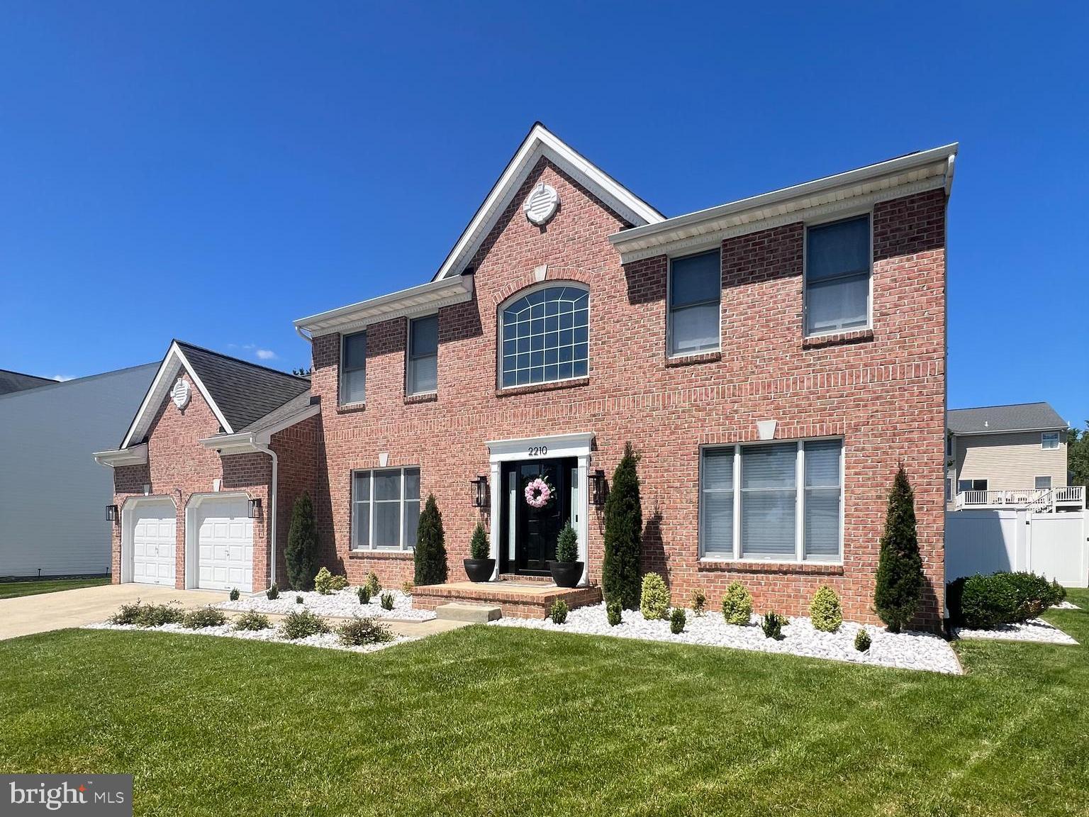 2210 TORY WAY