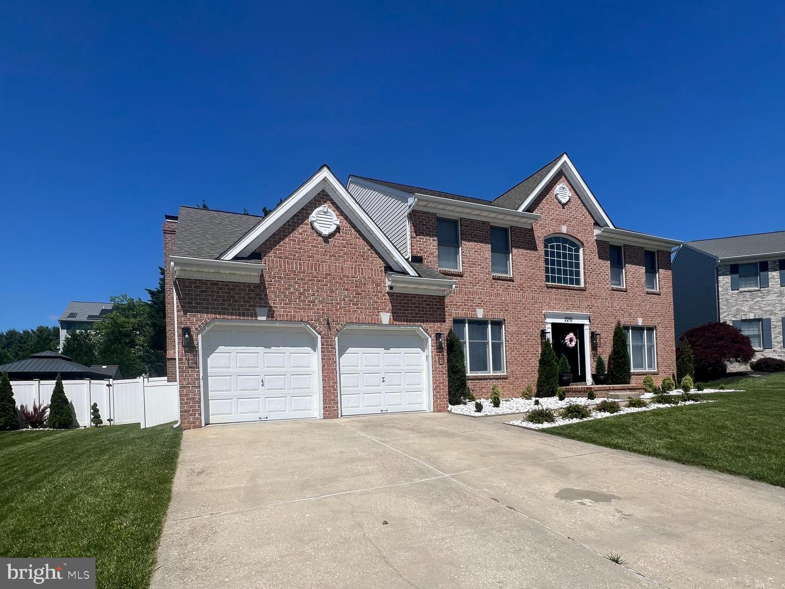 2210 TORY WAY
