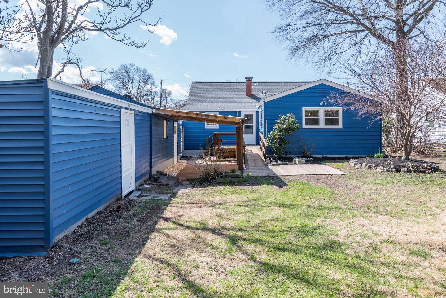 RIVERDALE PARK - Residential Lease