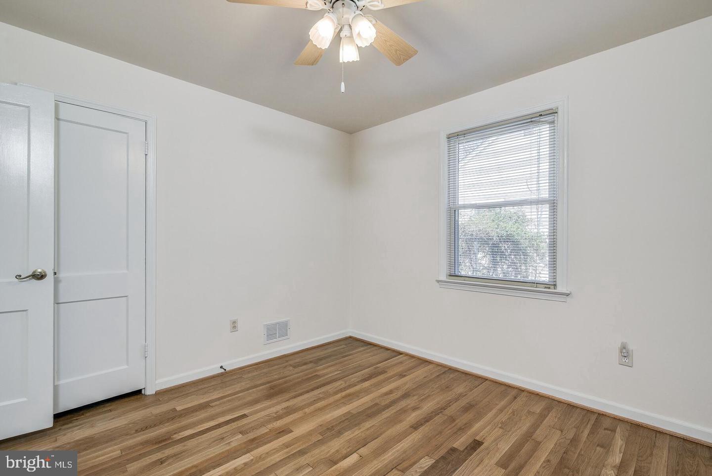 RIVERDALE PARK - Residential Lease