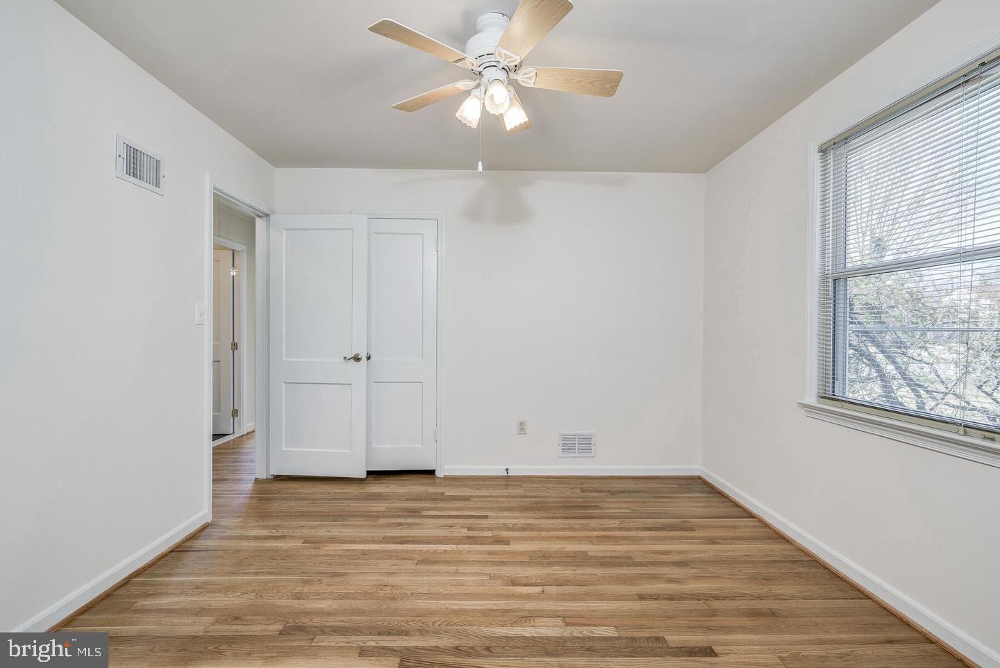 RIVERDALE PARK - Residential Lease